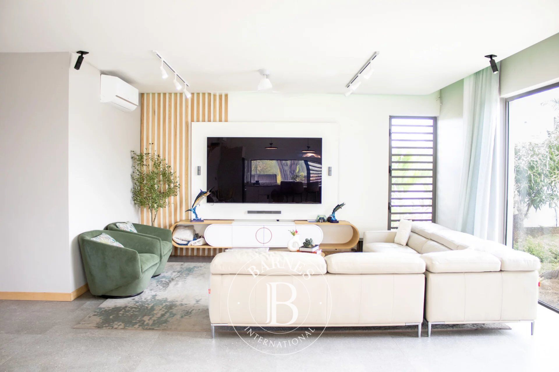 Casa Beau Vallon - picture 2