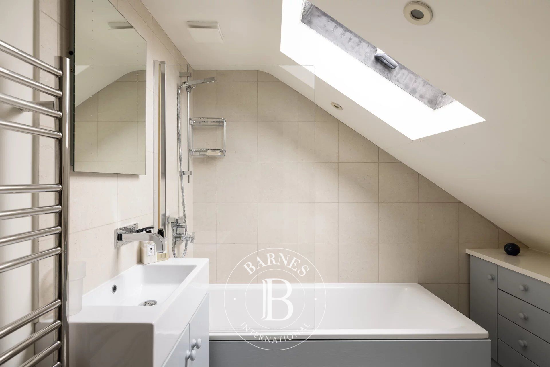 Ev London - picture 15