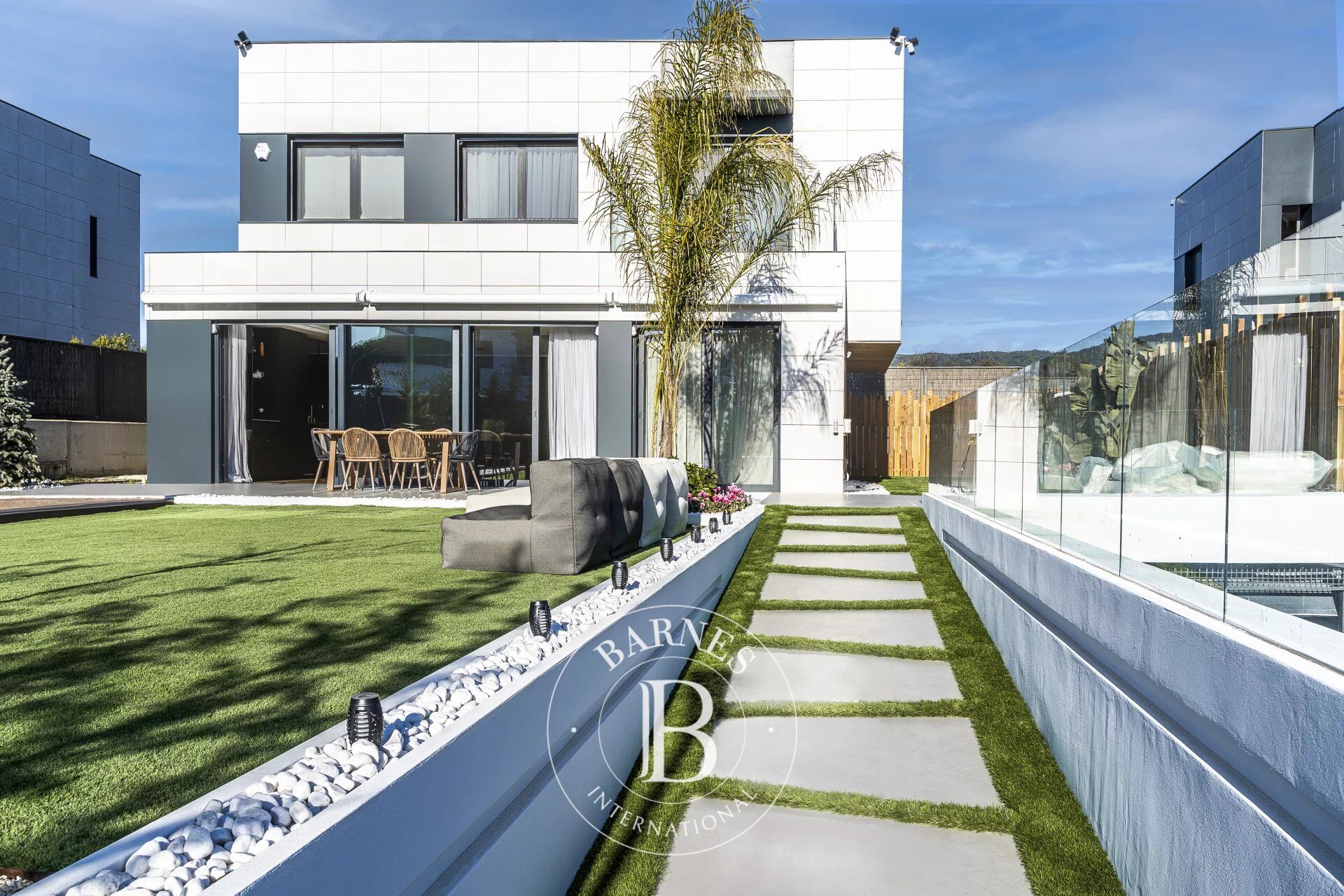 Exclusiva villa en Sant Andreu de Llavaneres, Barcelona. - picture 2