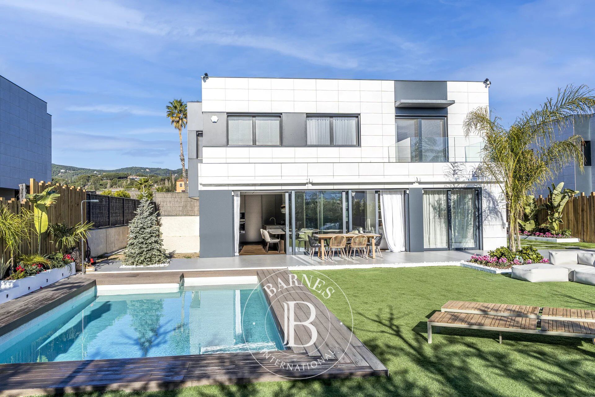 Exclusiva villa en Sant Andreu de Llavaneres, Barcelona. - picture 1