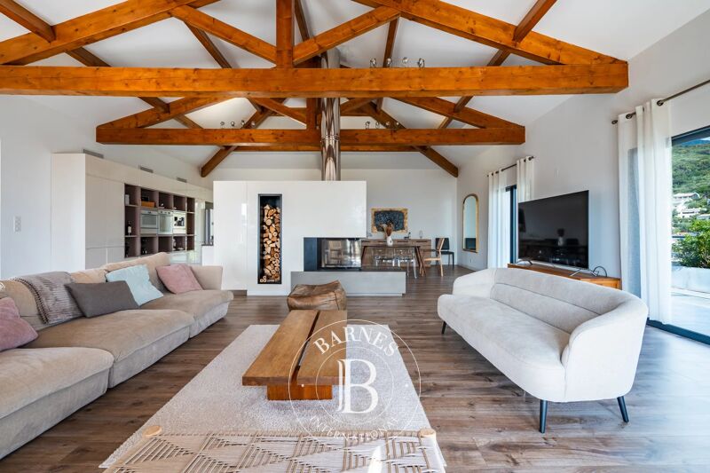 For Sale, Apartment San-Martino-di-Lota - picture 2