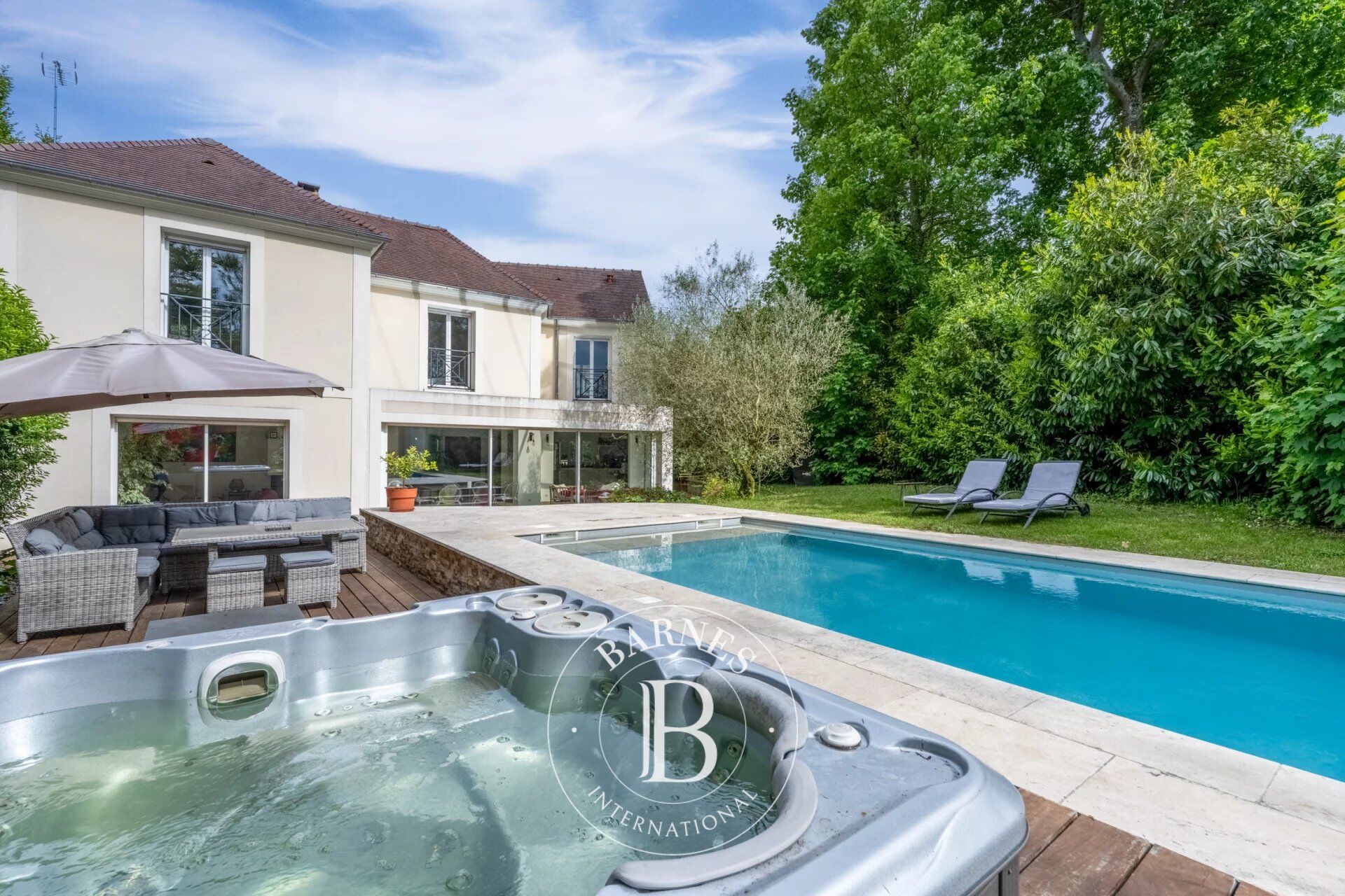 Louveciennes - Maison 4 Chambres Piscine 1 200 m² de parcelle - picture 1