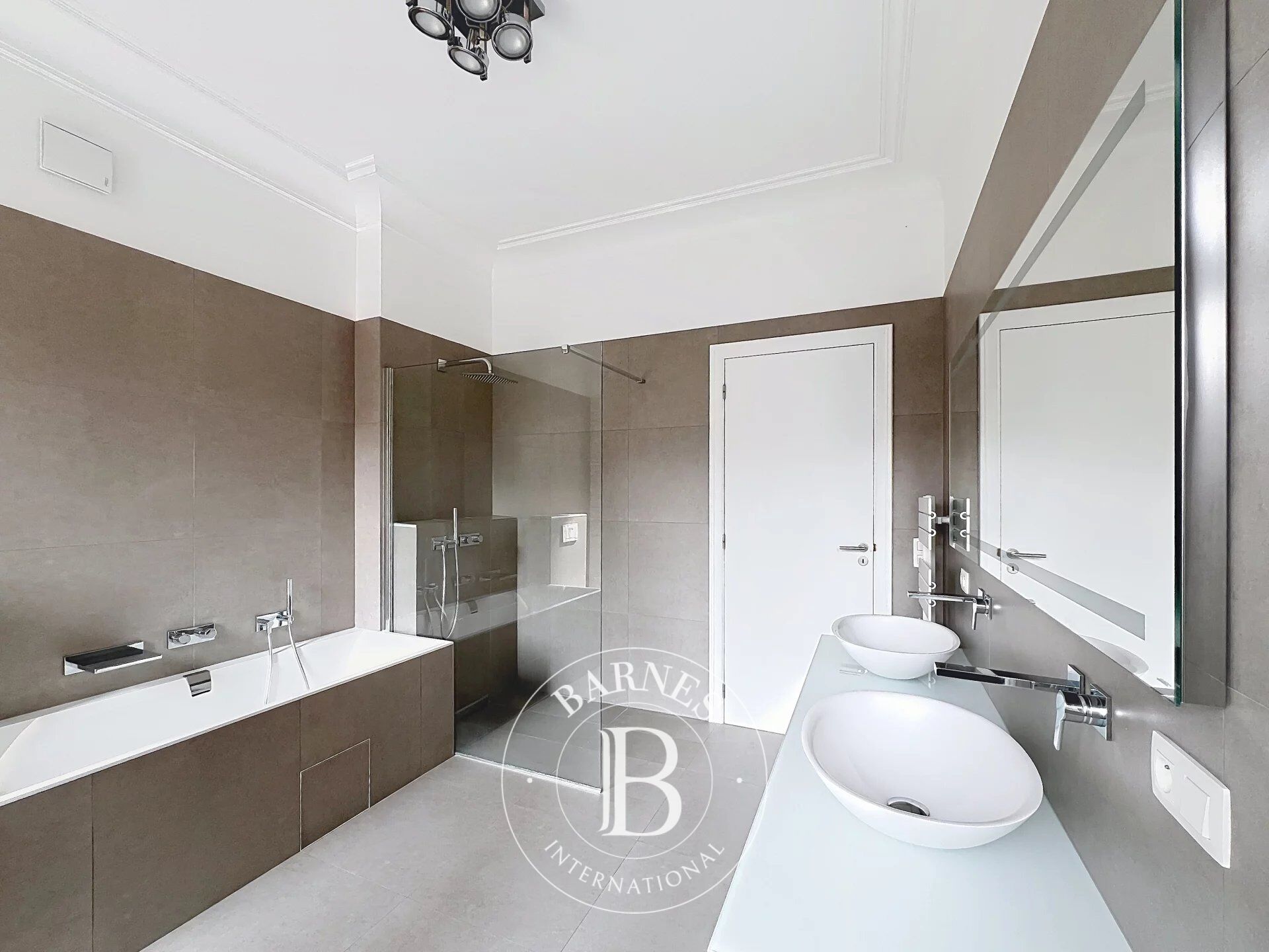 Daire Ixelles - picture 16