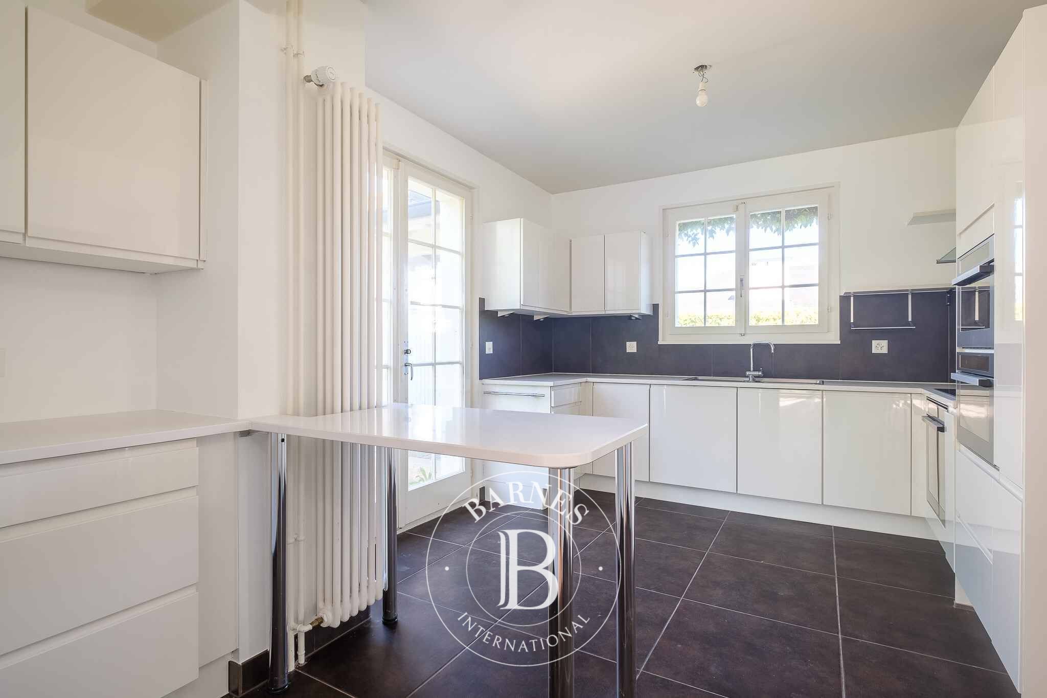 Villa Vésenaz - picture 4