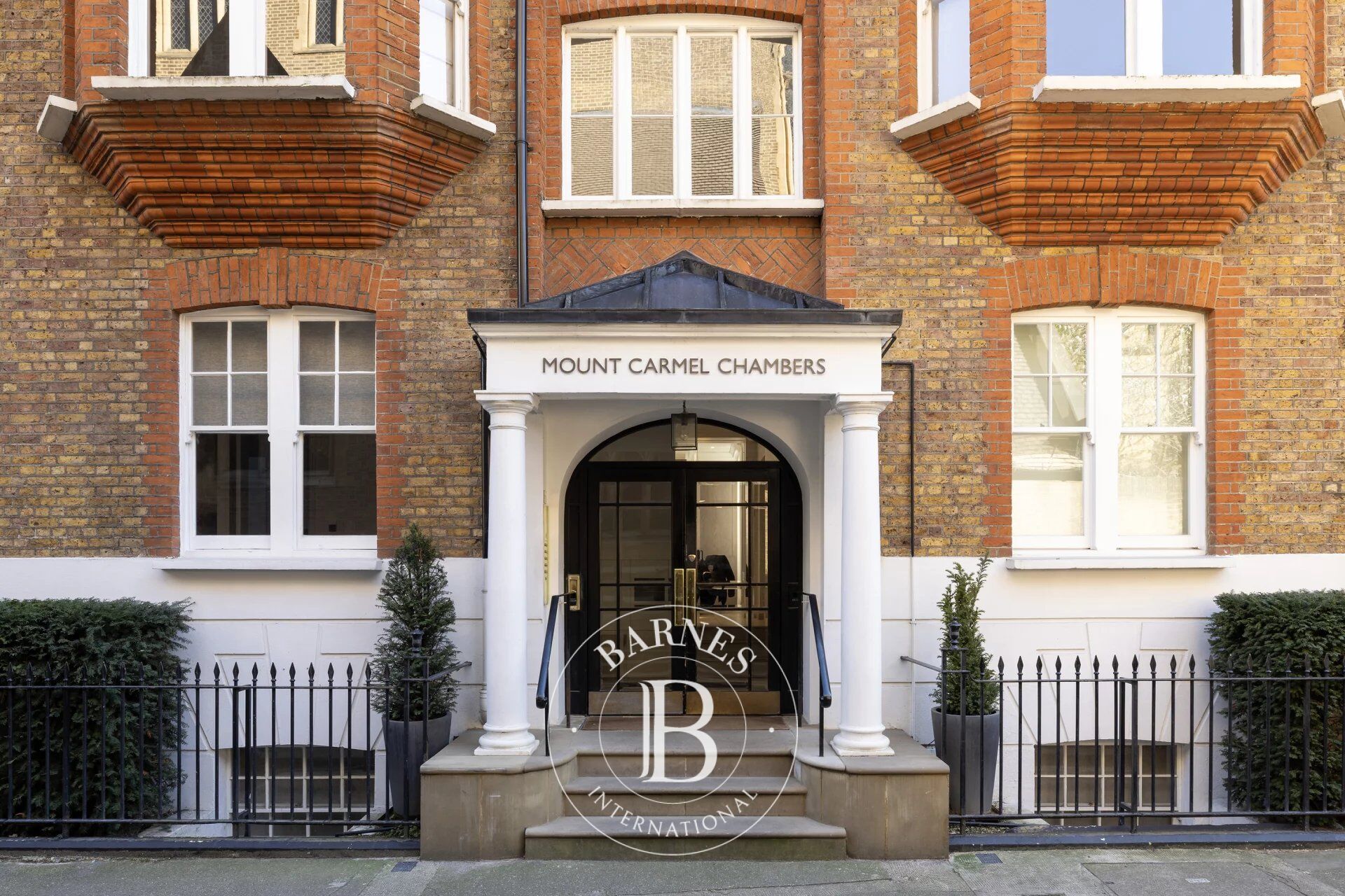 Daire London - picture 8