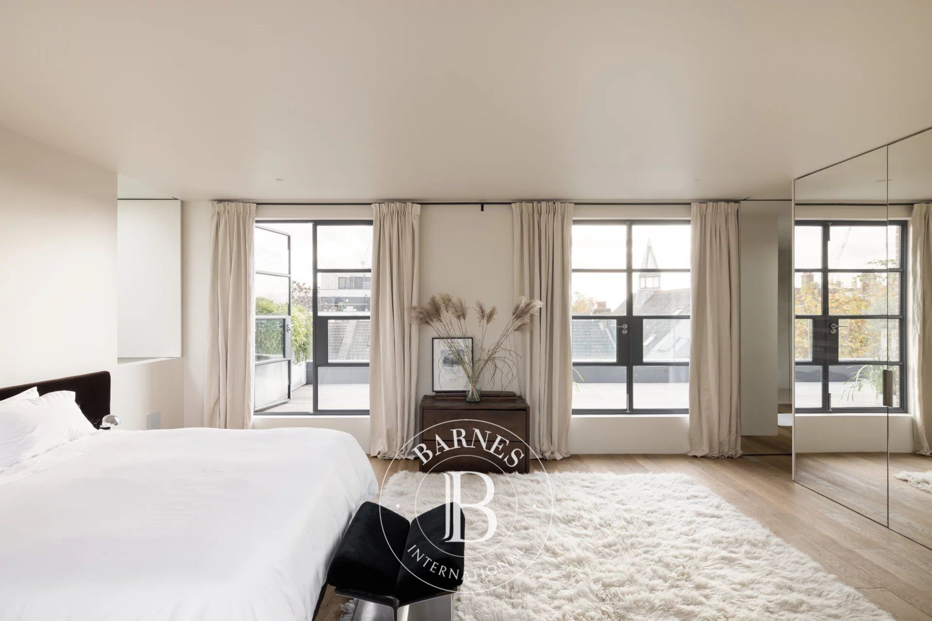 Ev London - picture 14