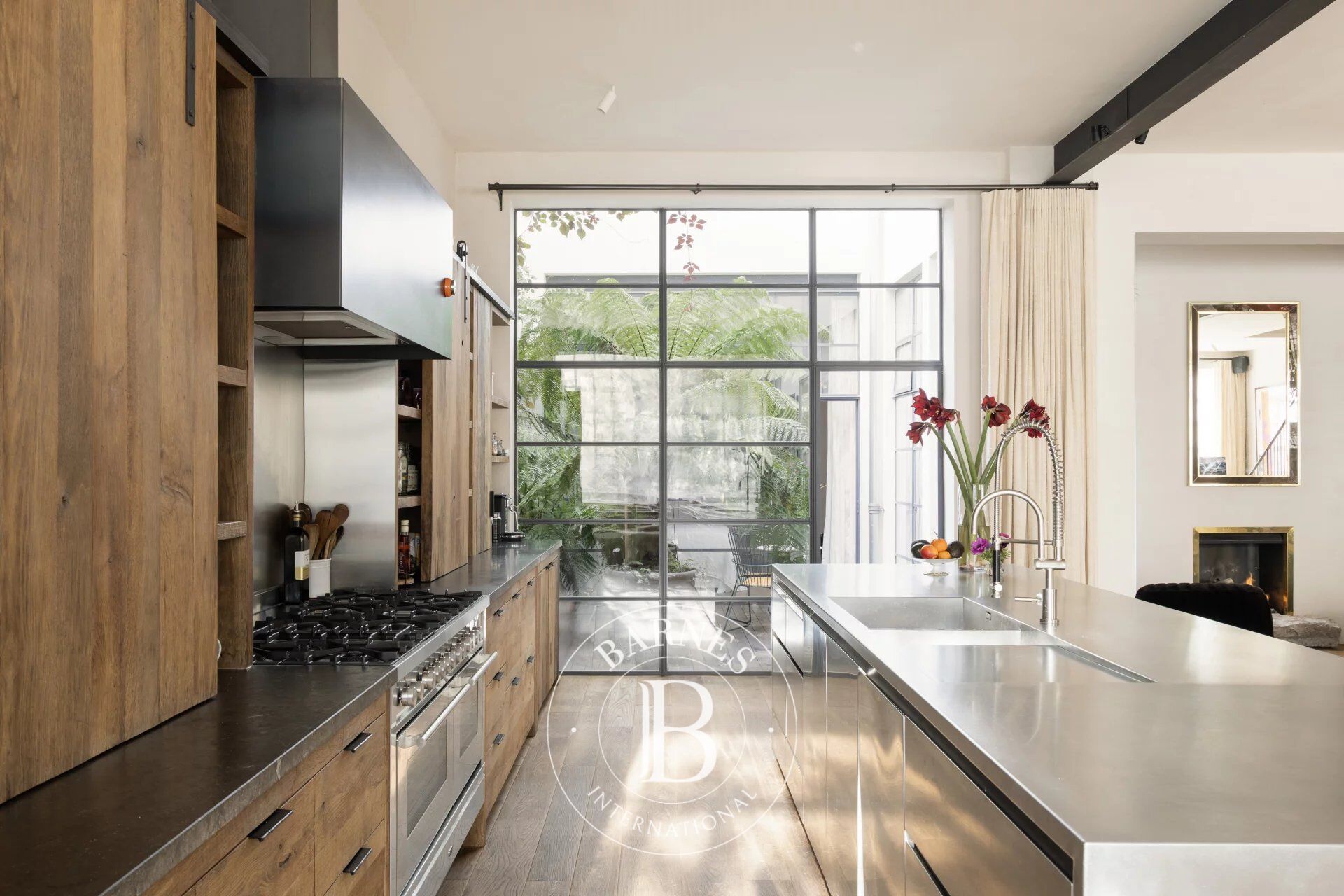 Ev London - picture 4