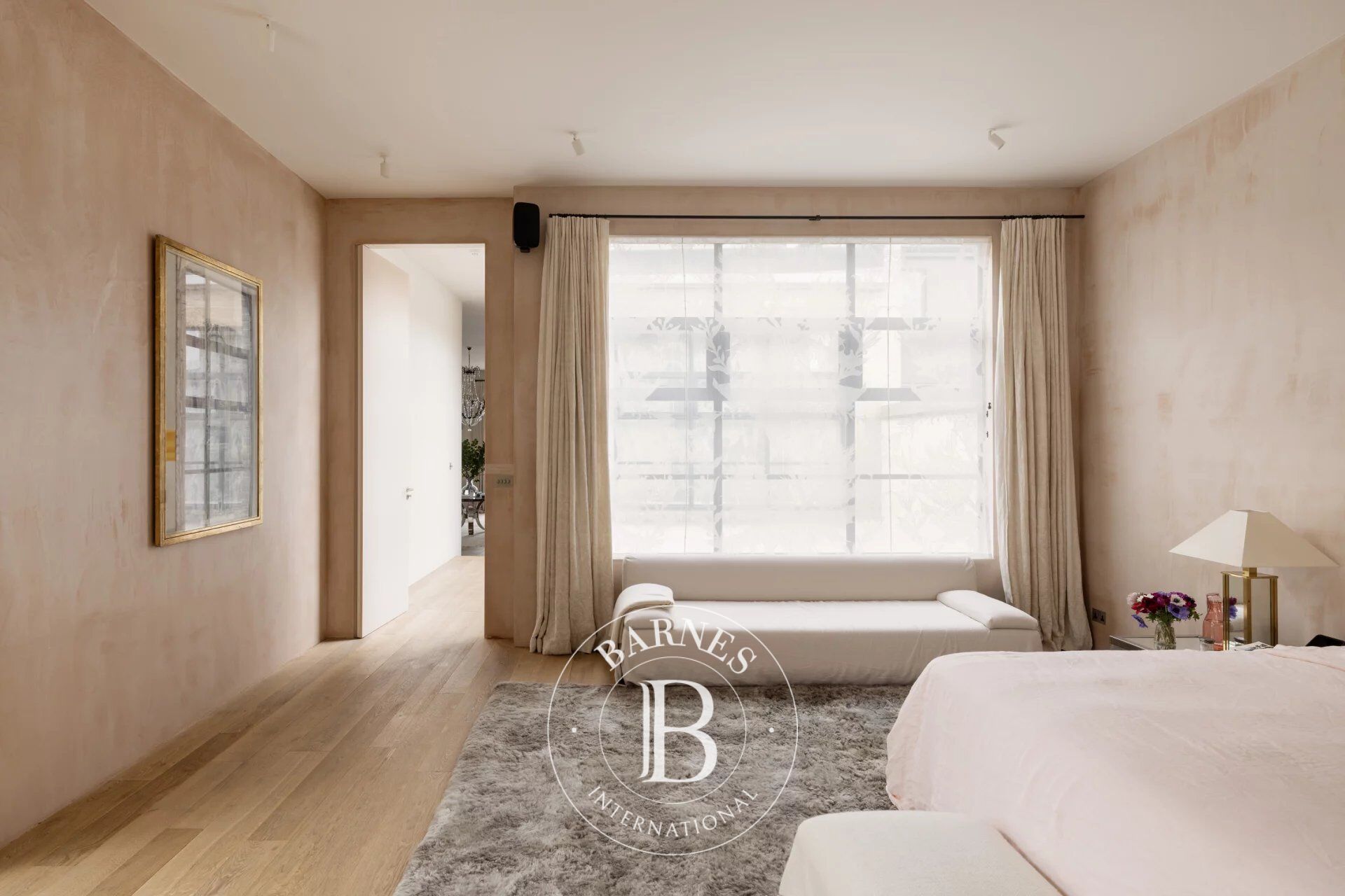 Ev London - picture 12