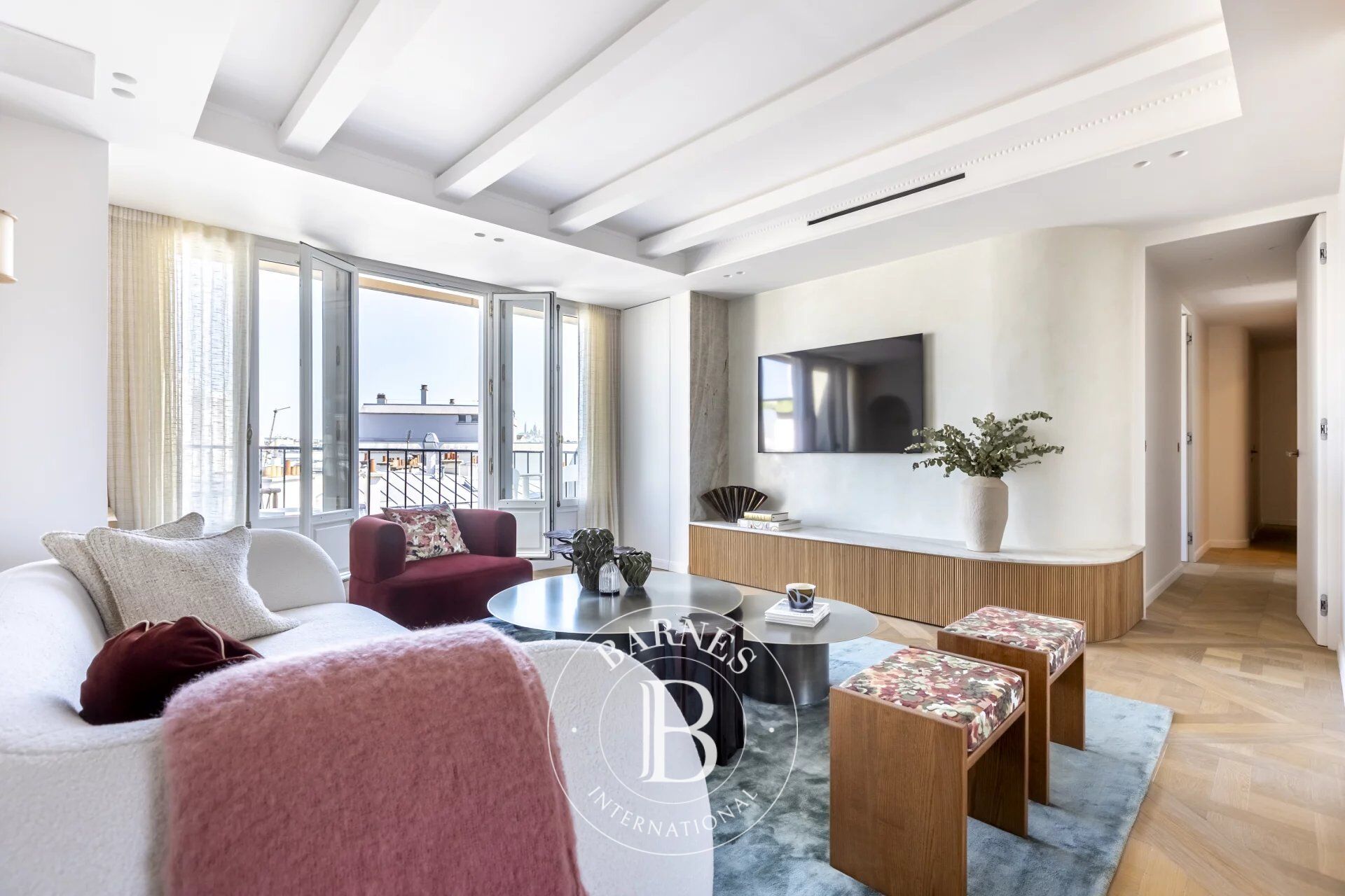 Piso Paris 8ème - picture 3