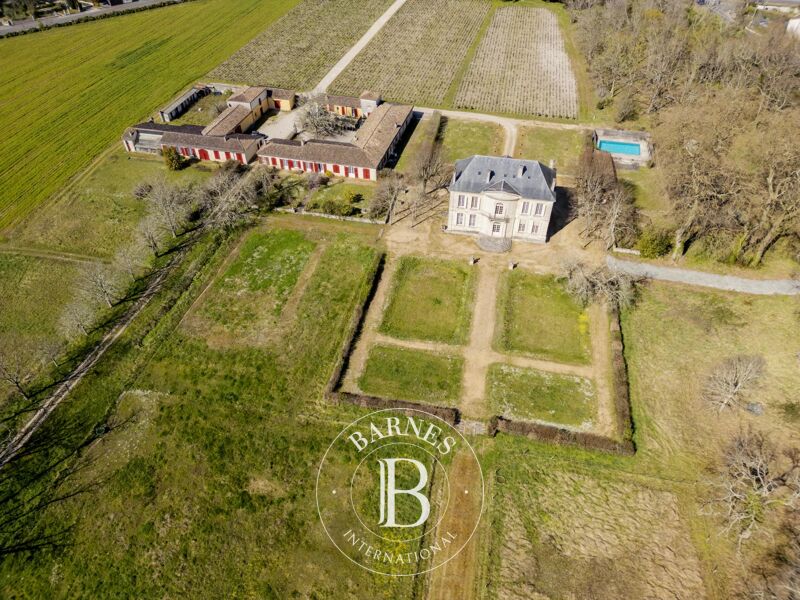 Zu verkaufen, Schloß Mérignac - picture 3