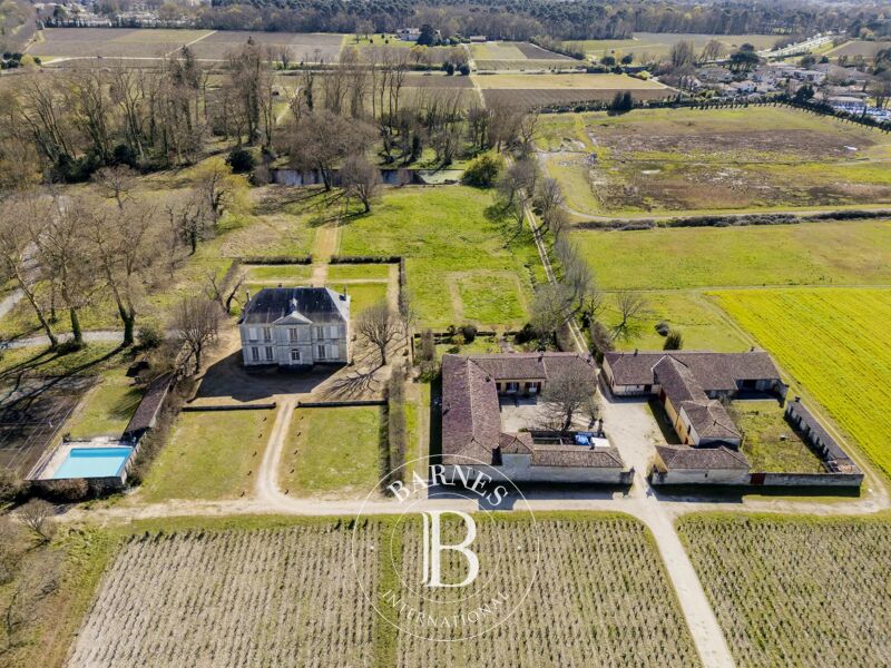 Zu verkaufen, Schloß Mérignac - picture 2