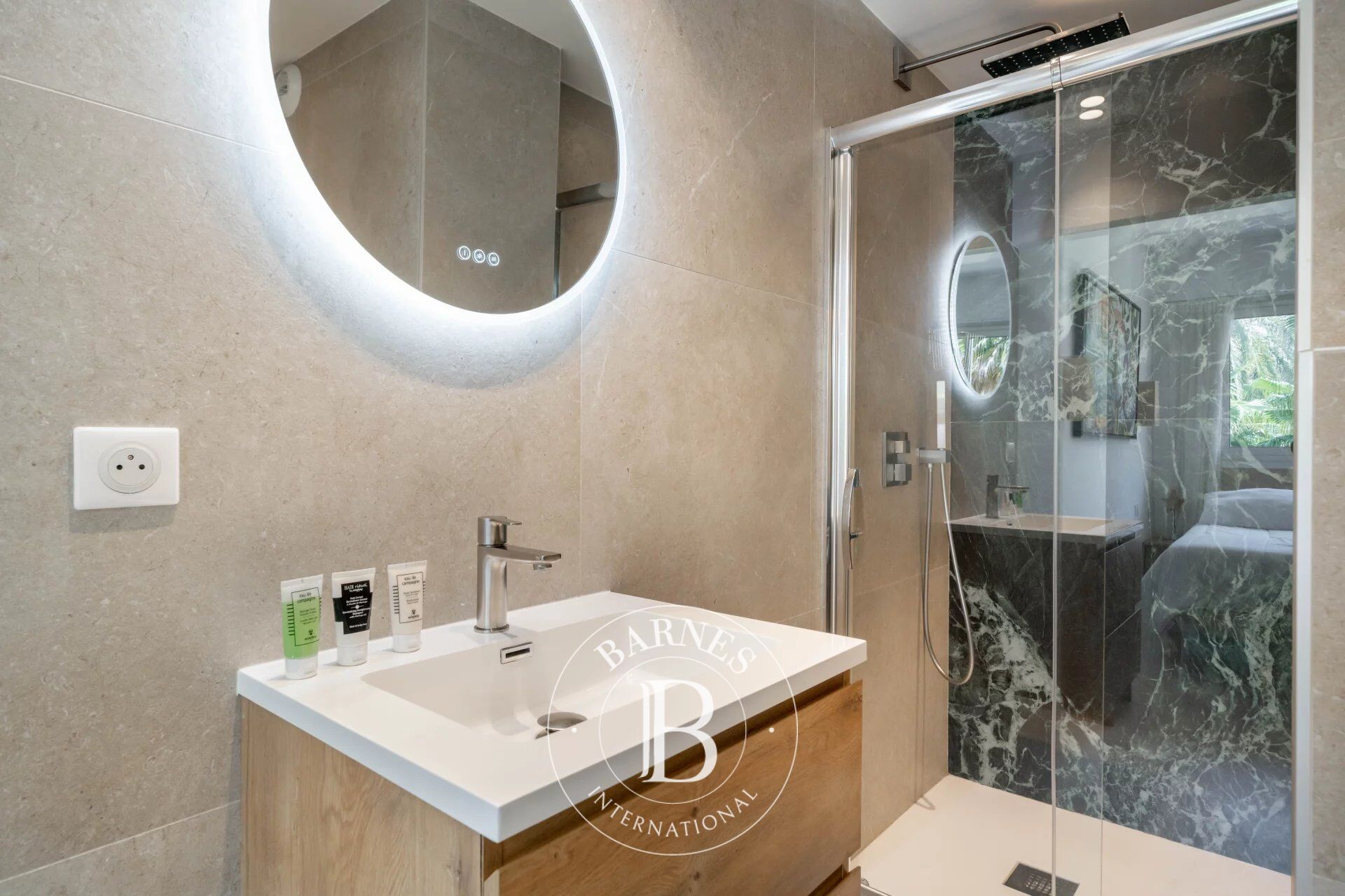 Daire Cannes - picture 12