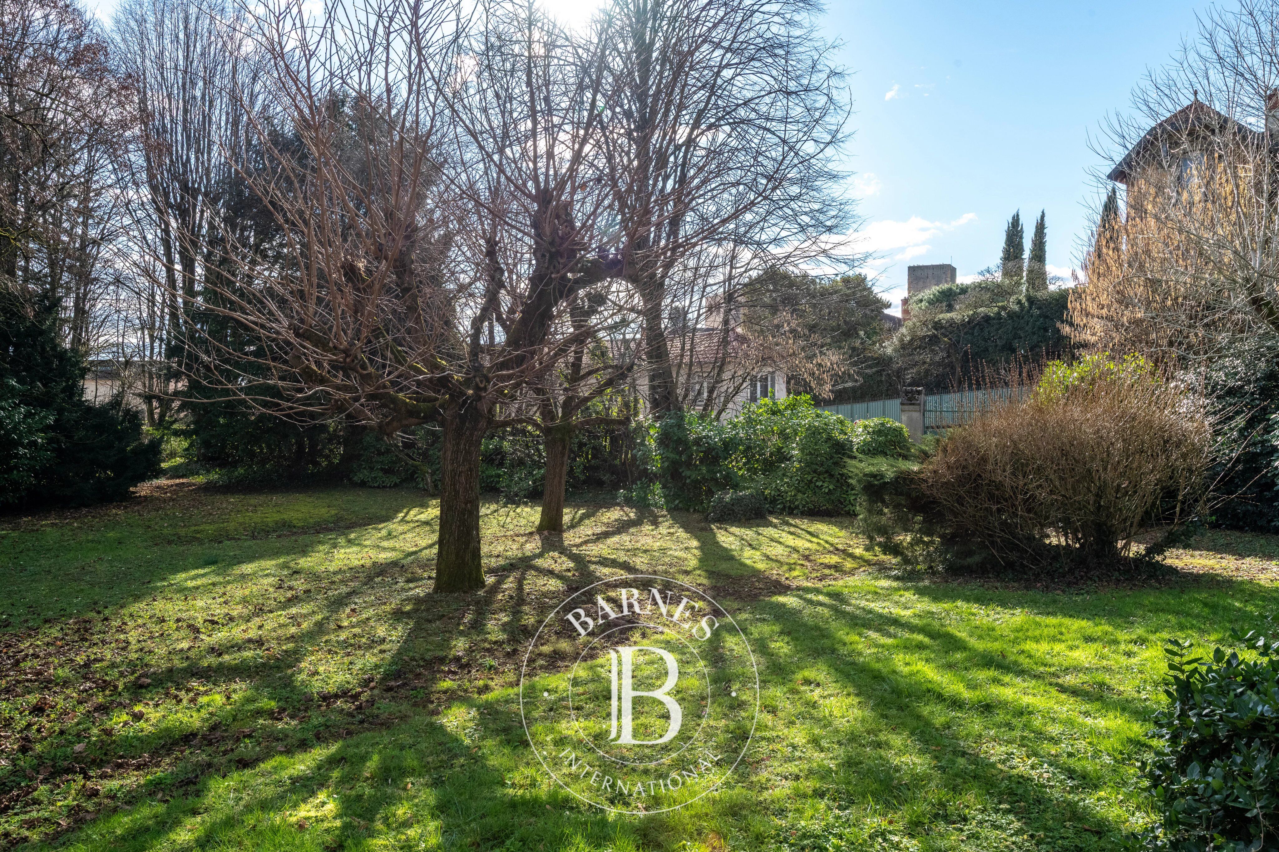 Saint-Cyr-au-Mont-d'Or - Maison de 90 m² sur terrain 1975 m² - picture 2