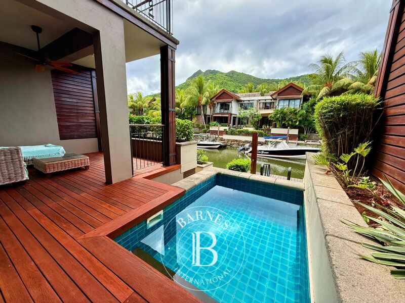 Venta, Dúplex Rivière Noire - picture 3