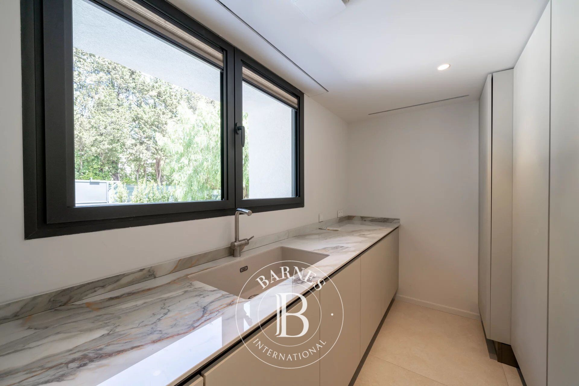 Villa Cannes - picture 7