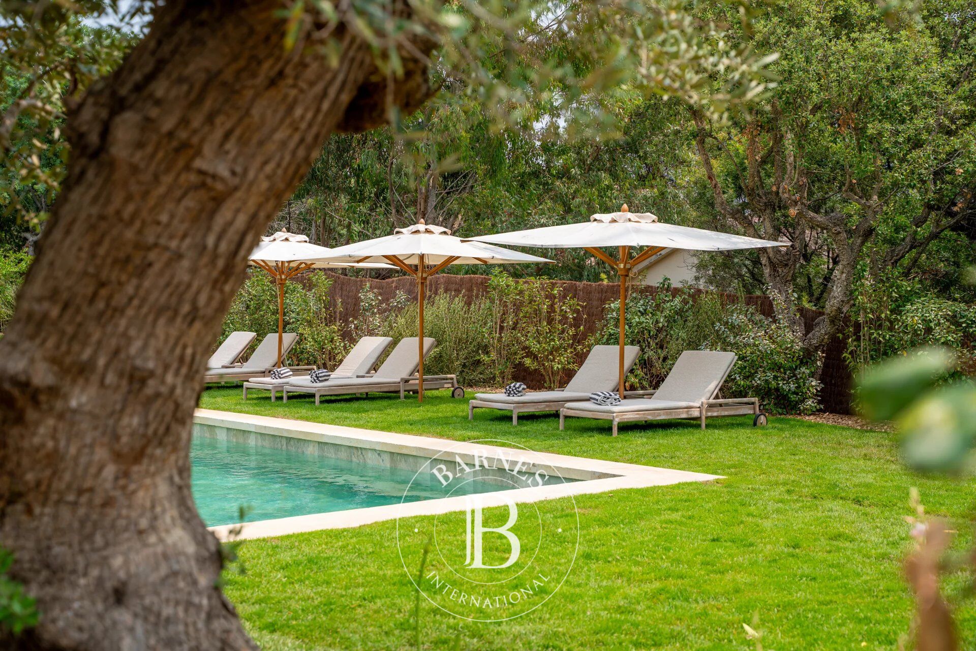 RAMATUELLE - PAMPELONNE - 6 BEDROOMS - SWIMMING POOL - picture 2