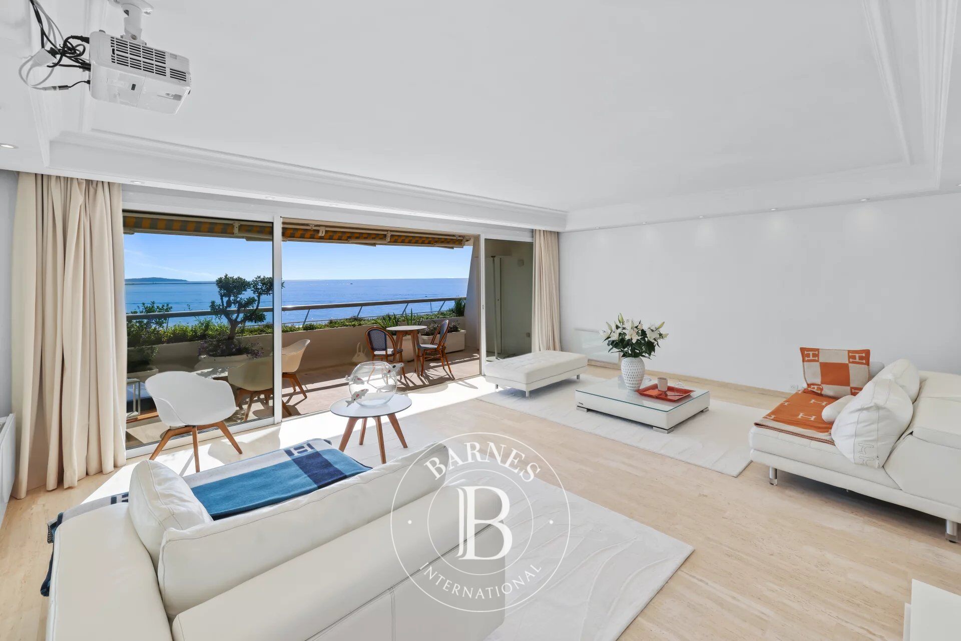 Daire Villeneuve-Loubet