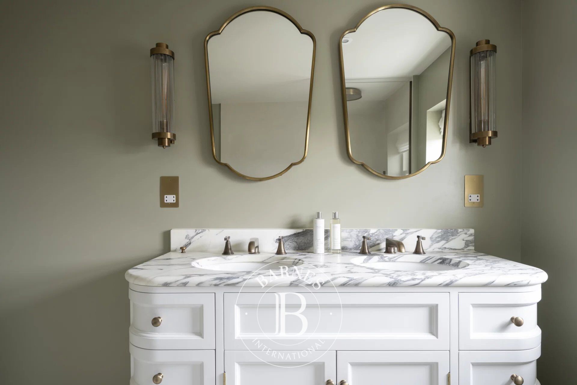 Daire London - picture 14