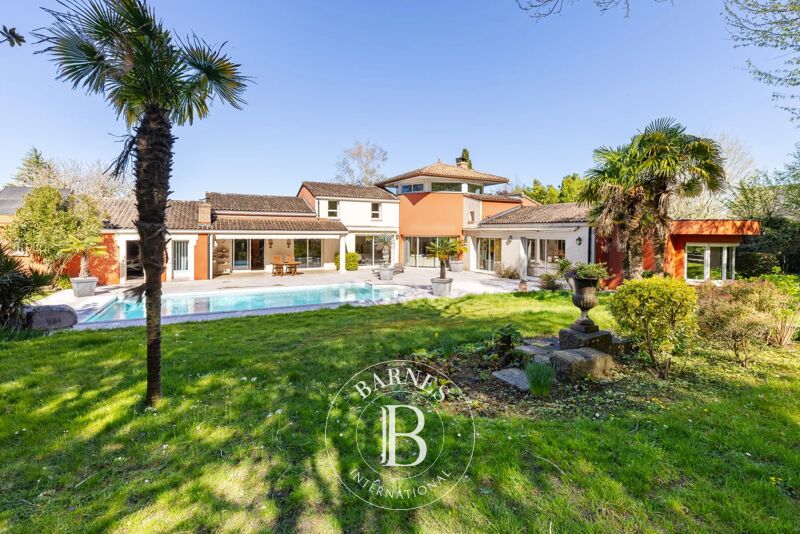 VERTOU - Architect-designed house of 240 m²