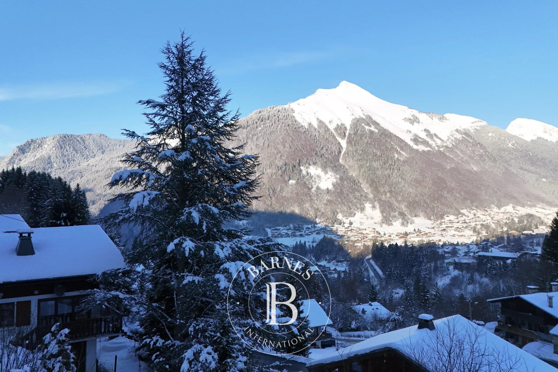 Terrain constructible avec permis purgé - Vue dégagé - Proche Morzine - picture 3