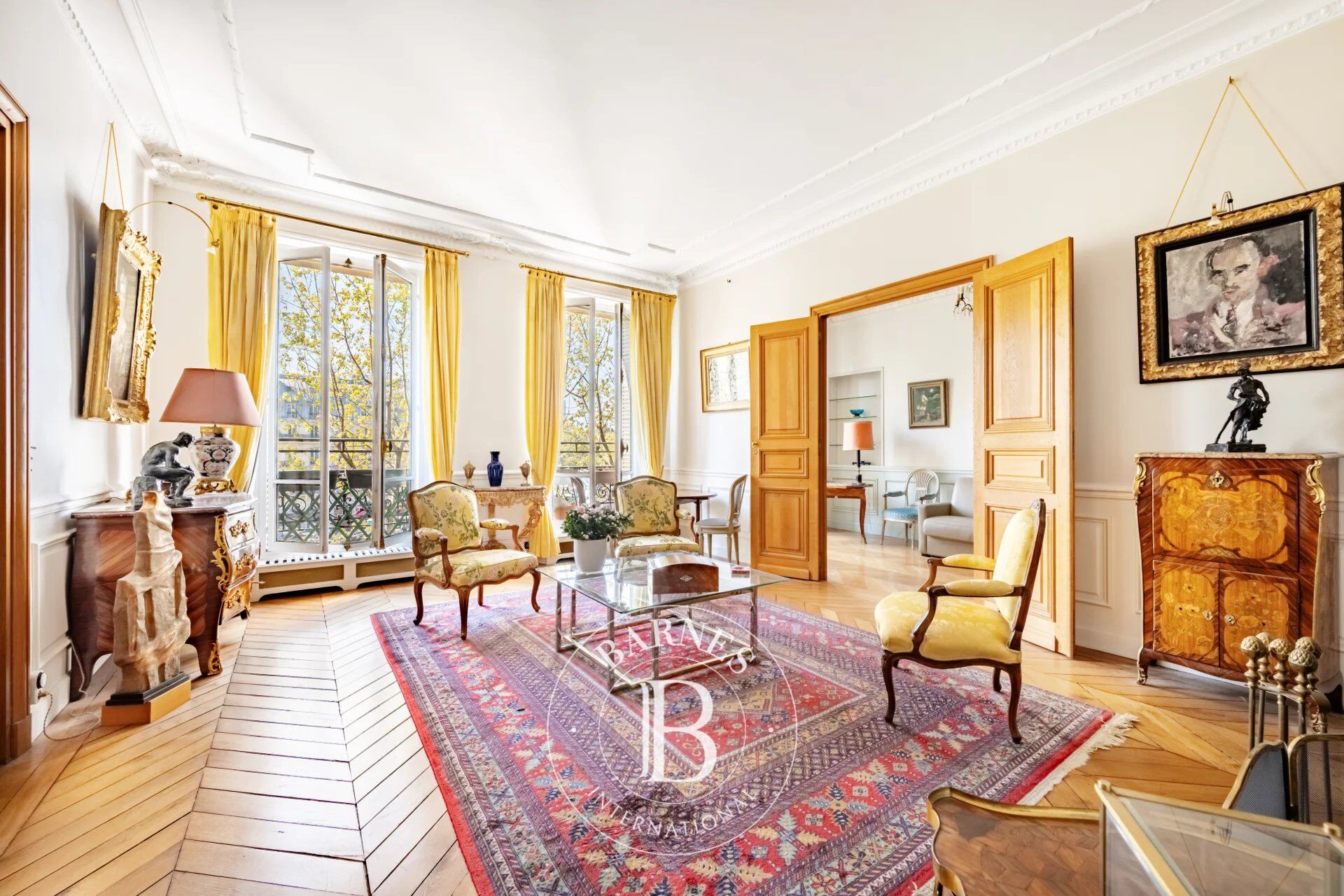 Vente appartement - Paris 4 - Ile de la Cité - Vue Seine - 2/3 chambres - Appartement de réception - Étage élevé avec ascenseur - Plan modulable - picture 1