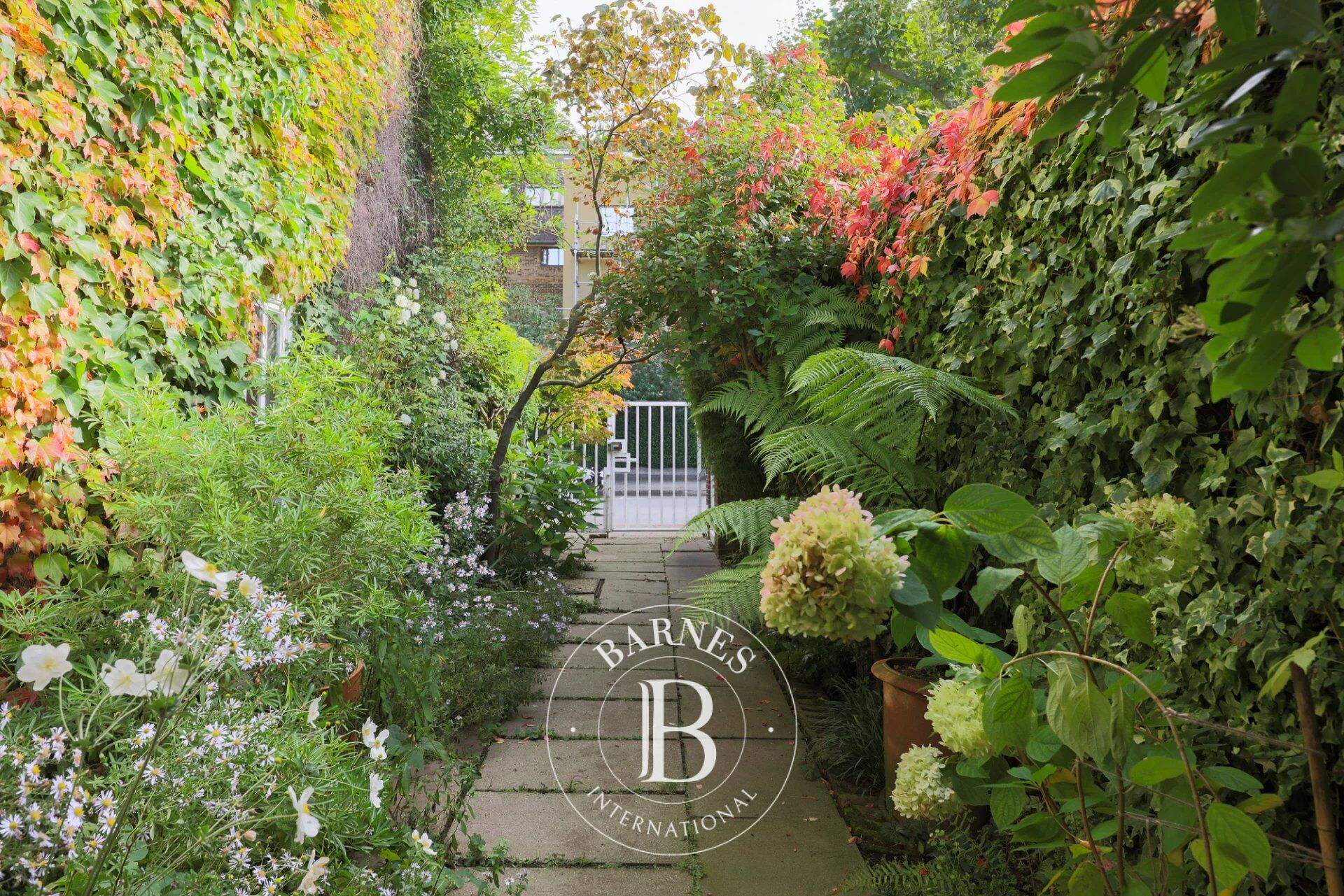 Ev London - picture 13