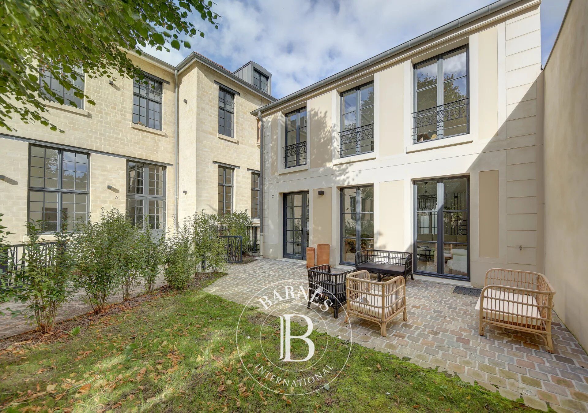 A VENDRE - 10' RER A - Hyper centre- Maison - 4 chambres - picture 2