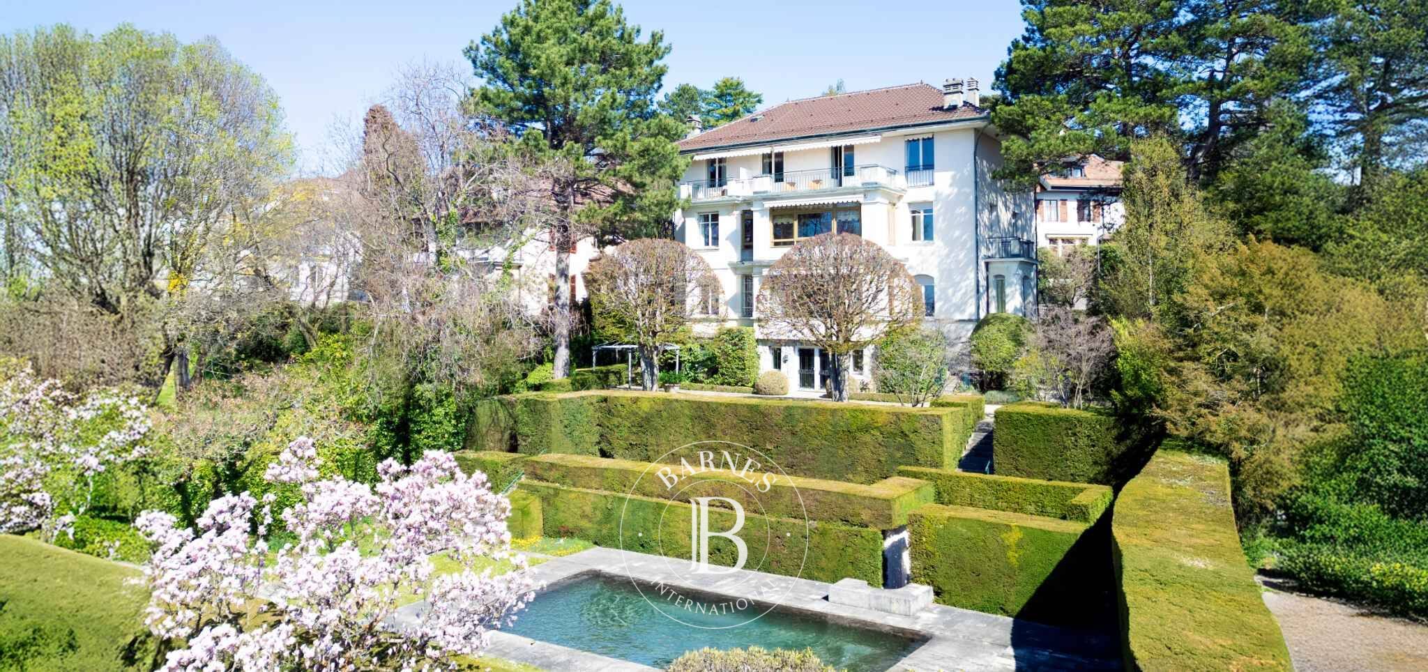 Venta, Casa solariega Lausanne - picture 1