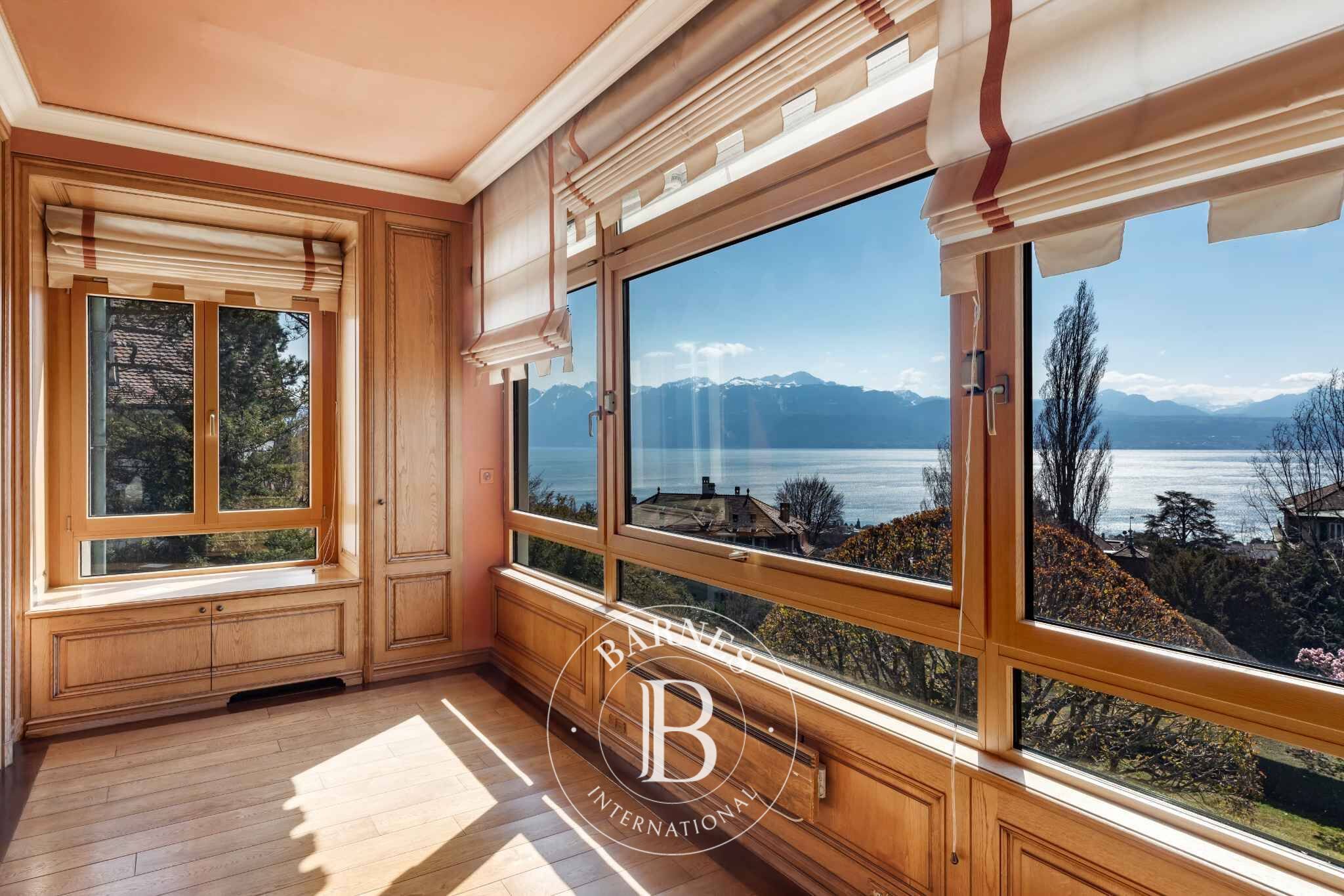 Venta, Casa solariega Lausanne - picture 9