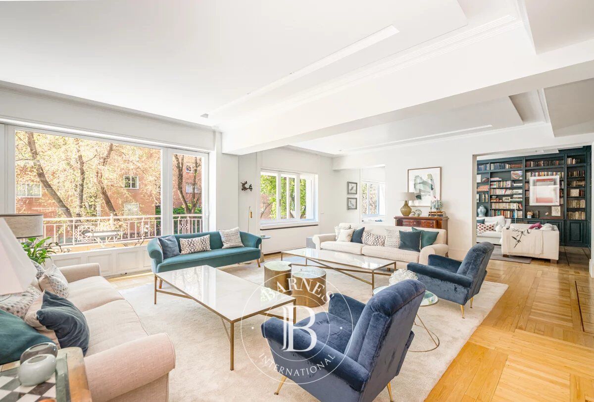 Madrid – Salamanca – Luxury Apartment - picture 1