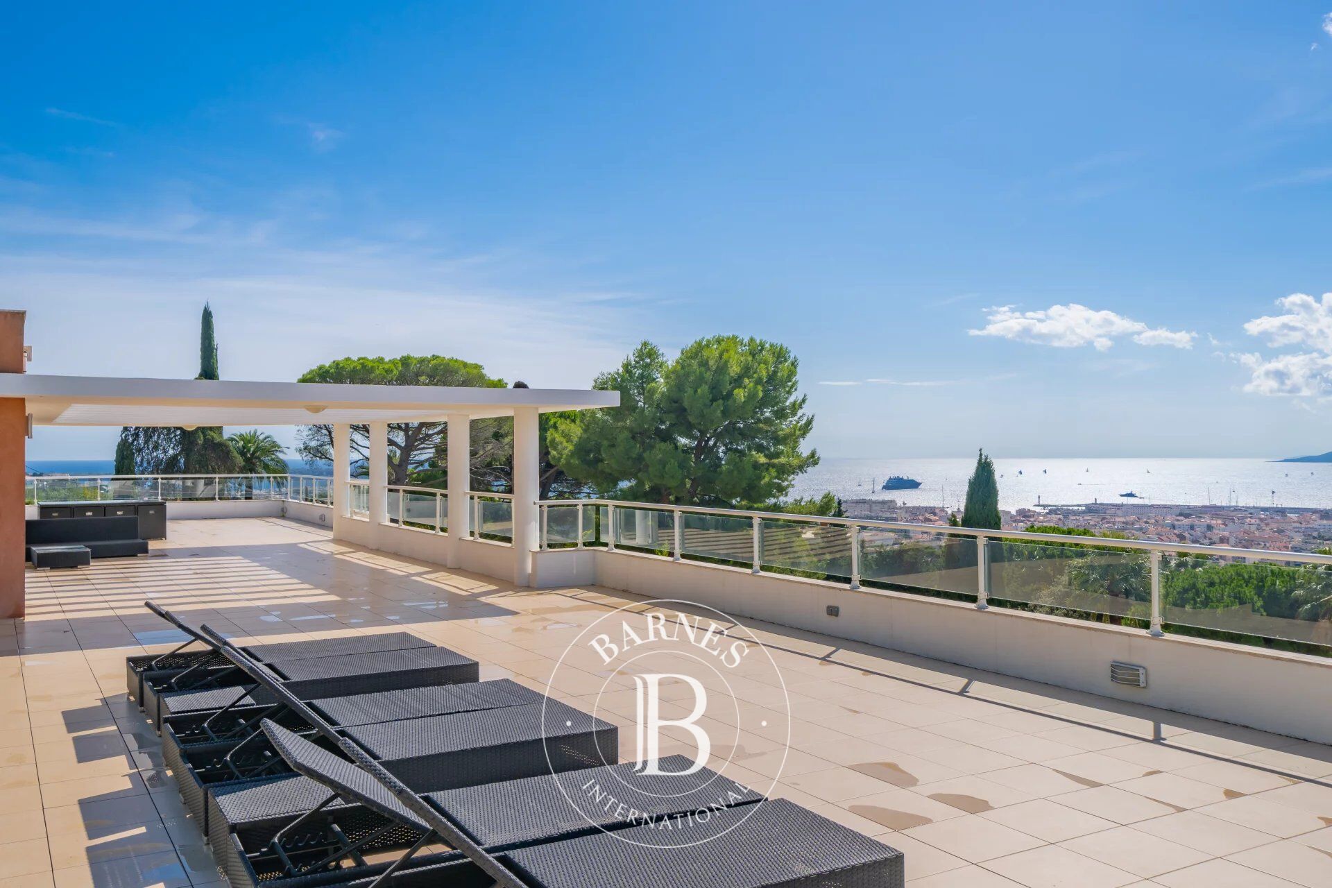 Villa Cannes - picture 2