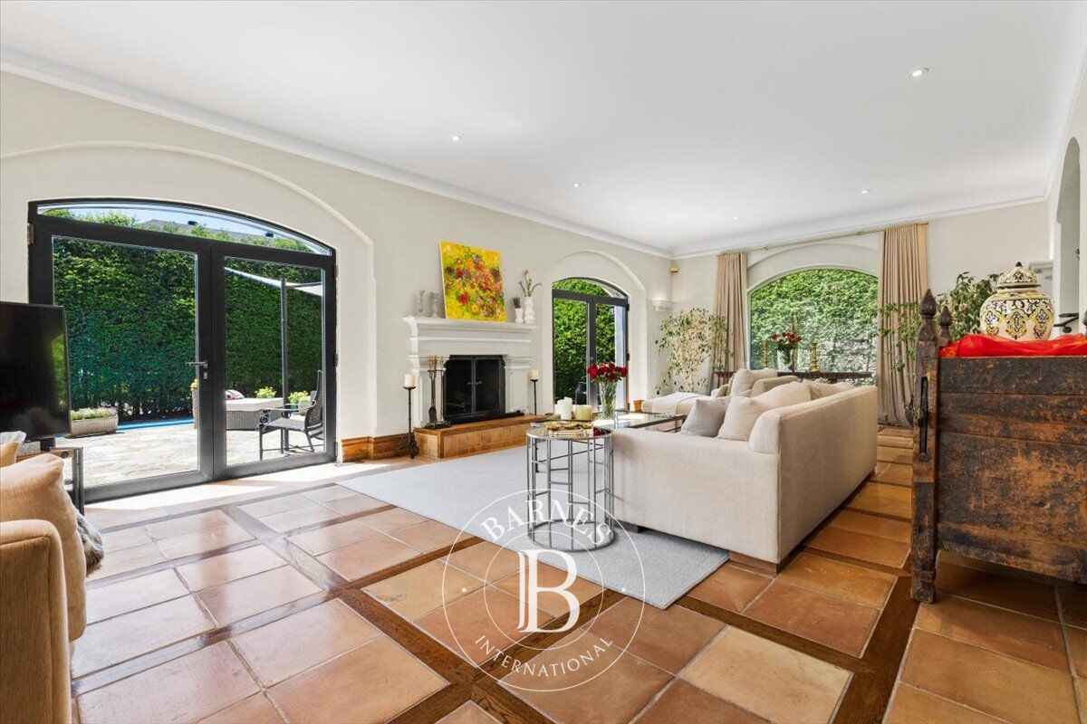 Ev Hampstead - picture 12