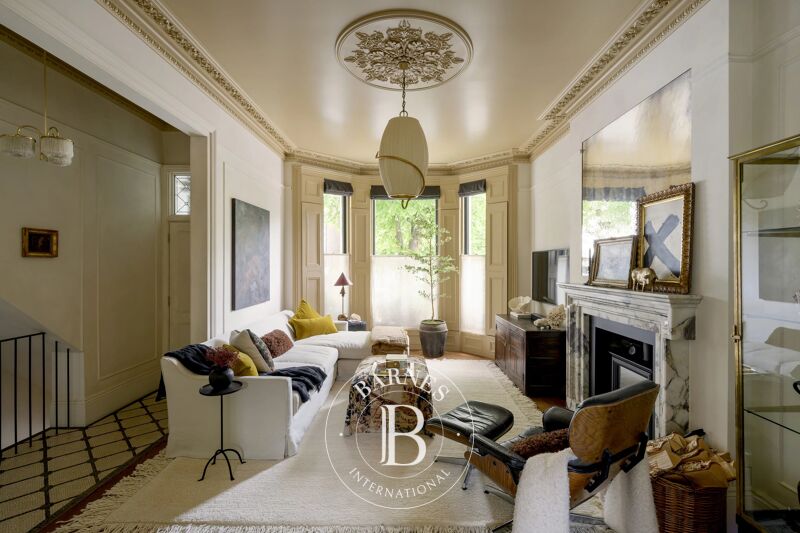 For Sale Apartment | London - picture 1