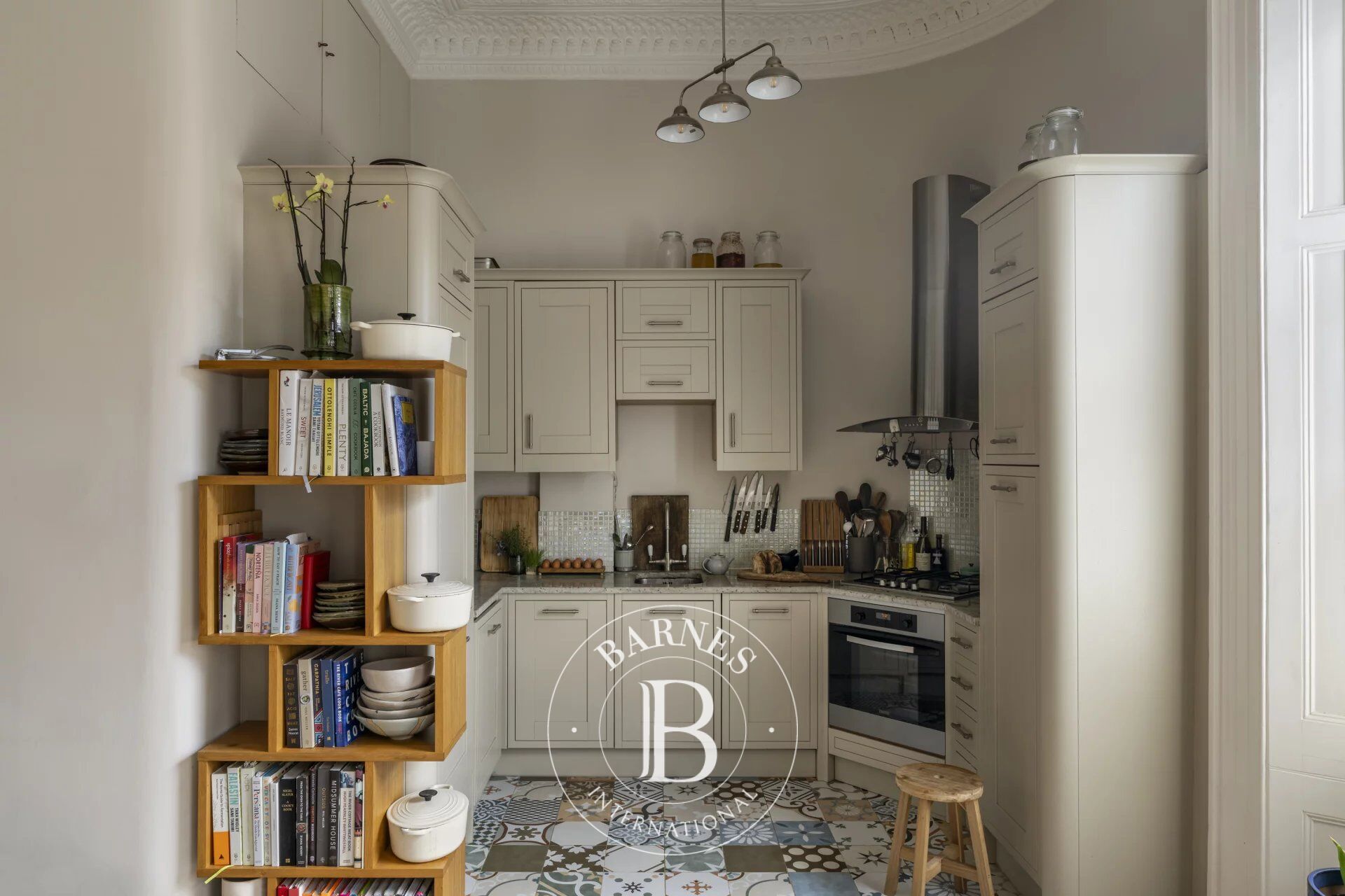 Casa London - picture 2