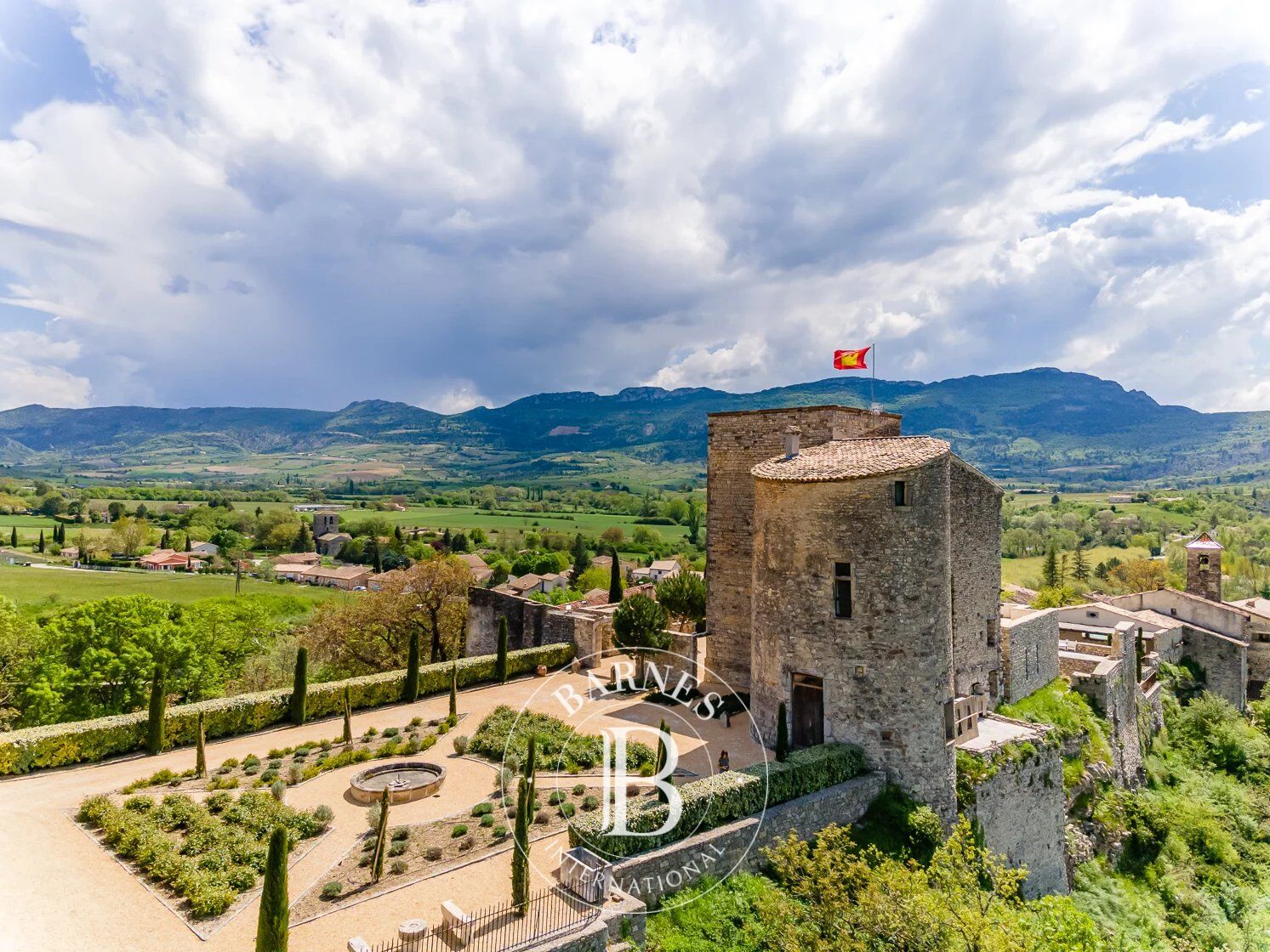 Schloß Sainte-Jalle - picture 3