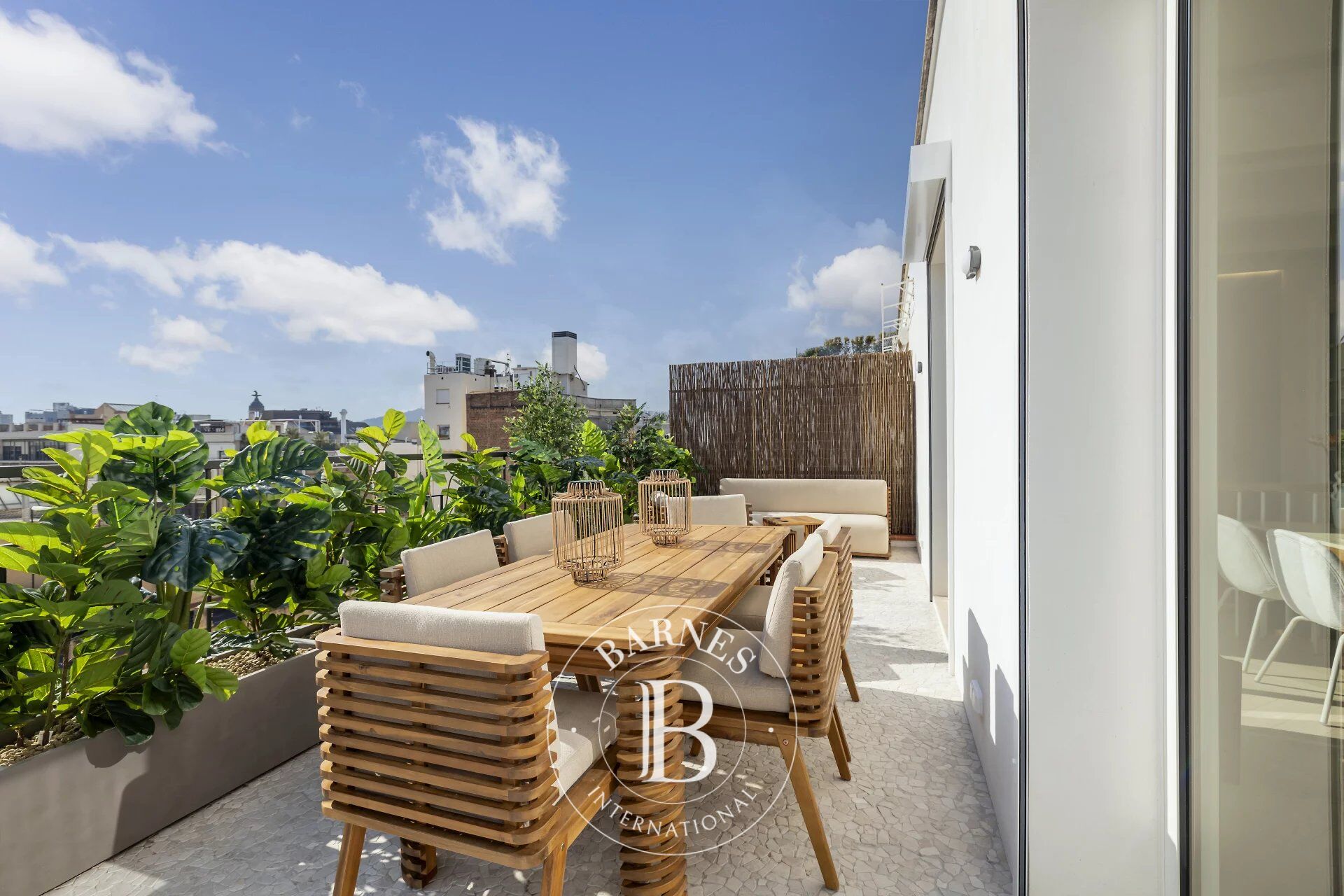Penthouse Duplex avec Deux Balcons Spacieux au Cœur de l'Eixample - picture 2