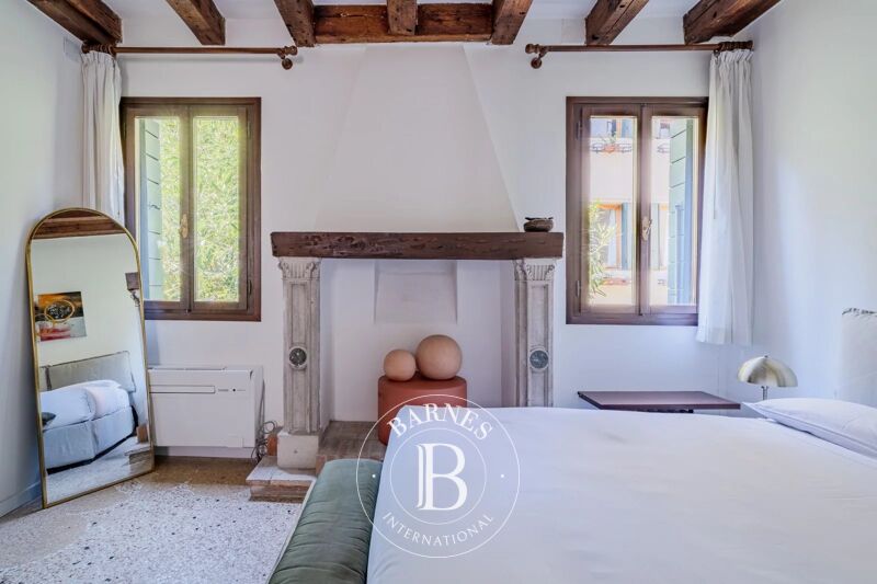 For Sale House | Venezia - picture 2