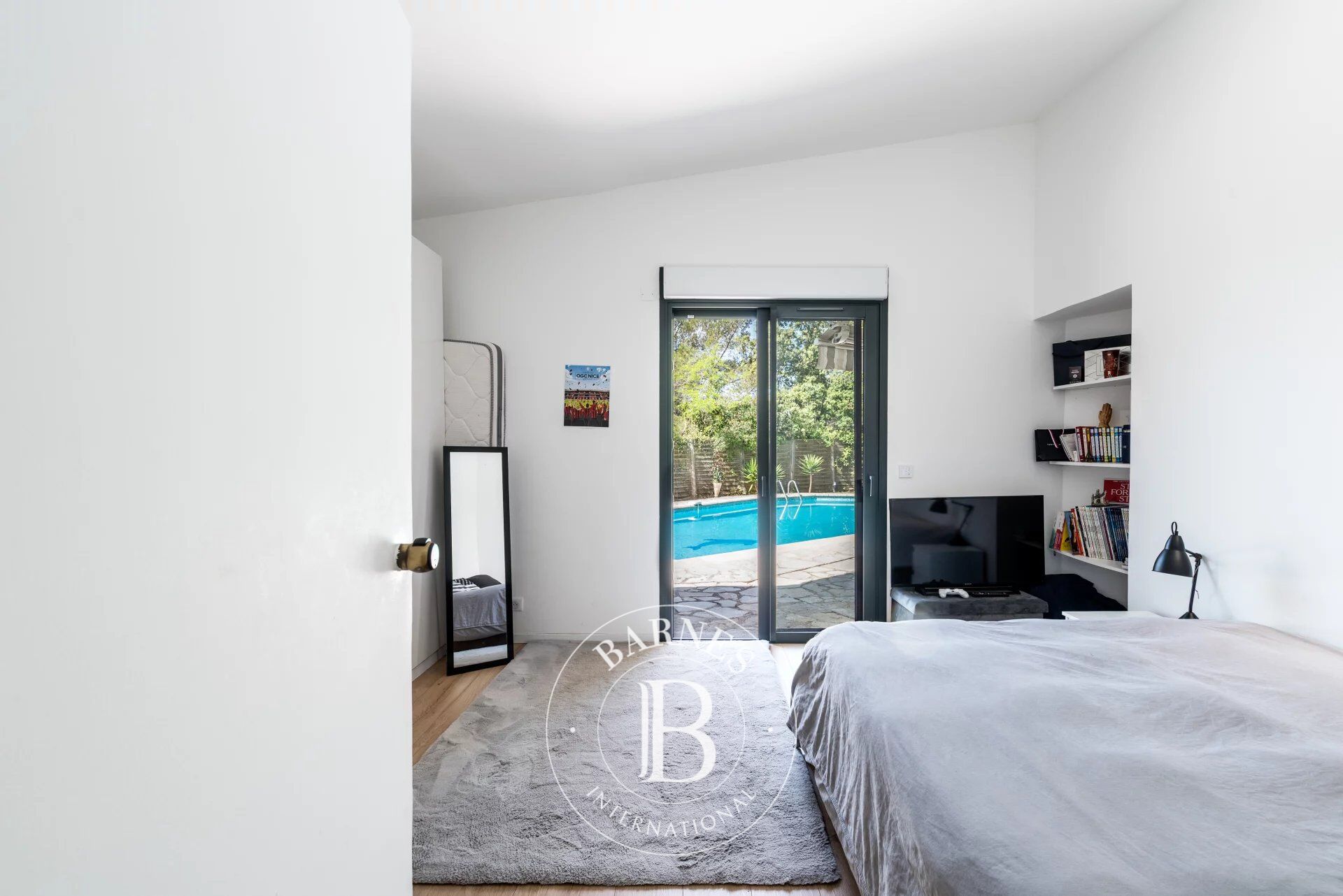 Villa Roquefort-les-Pins - picture 14