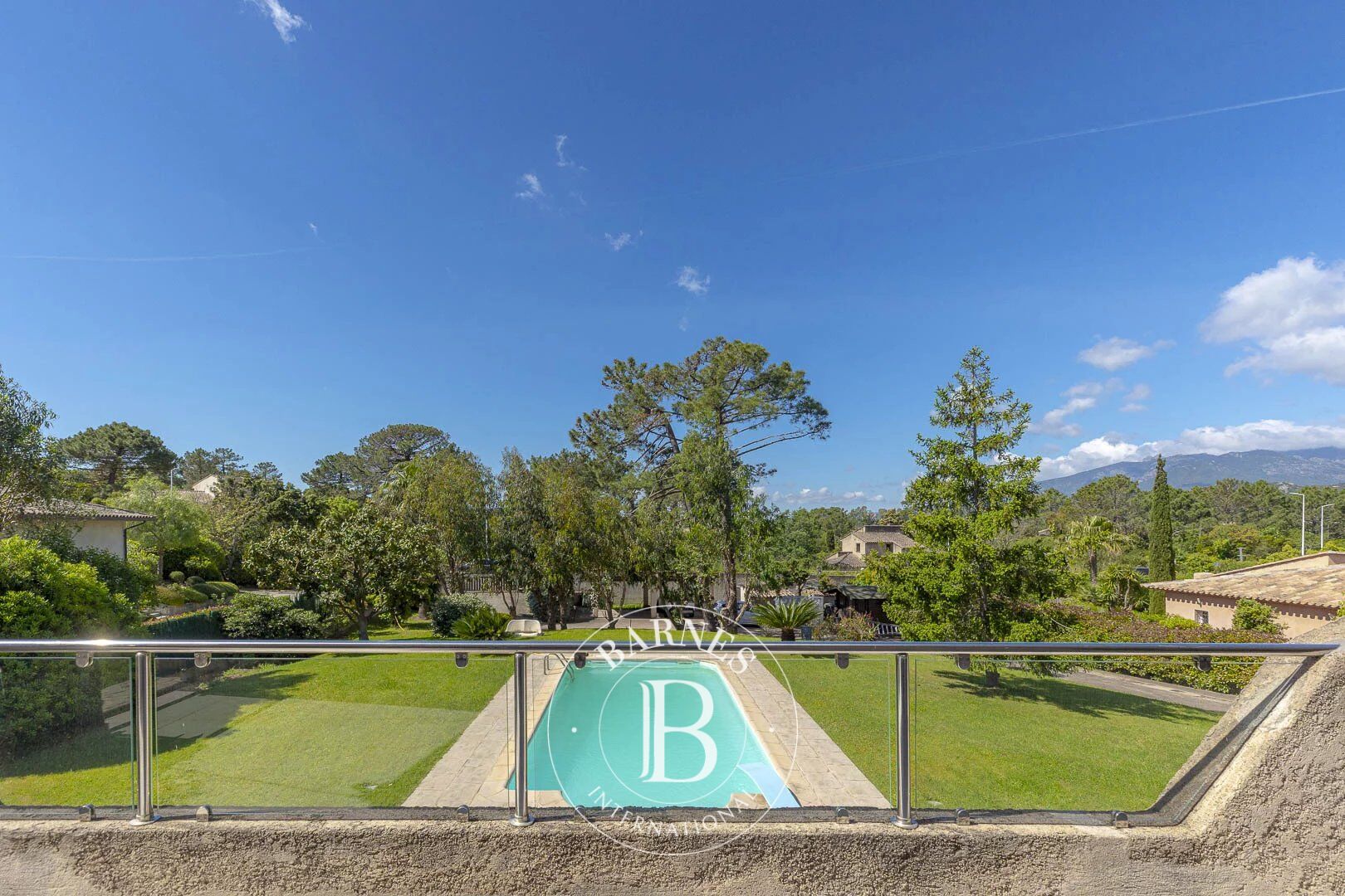 Villa Porto-Vecchio - picture 1