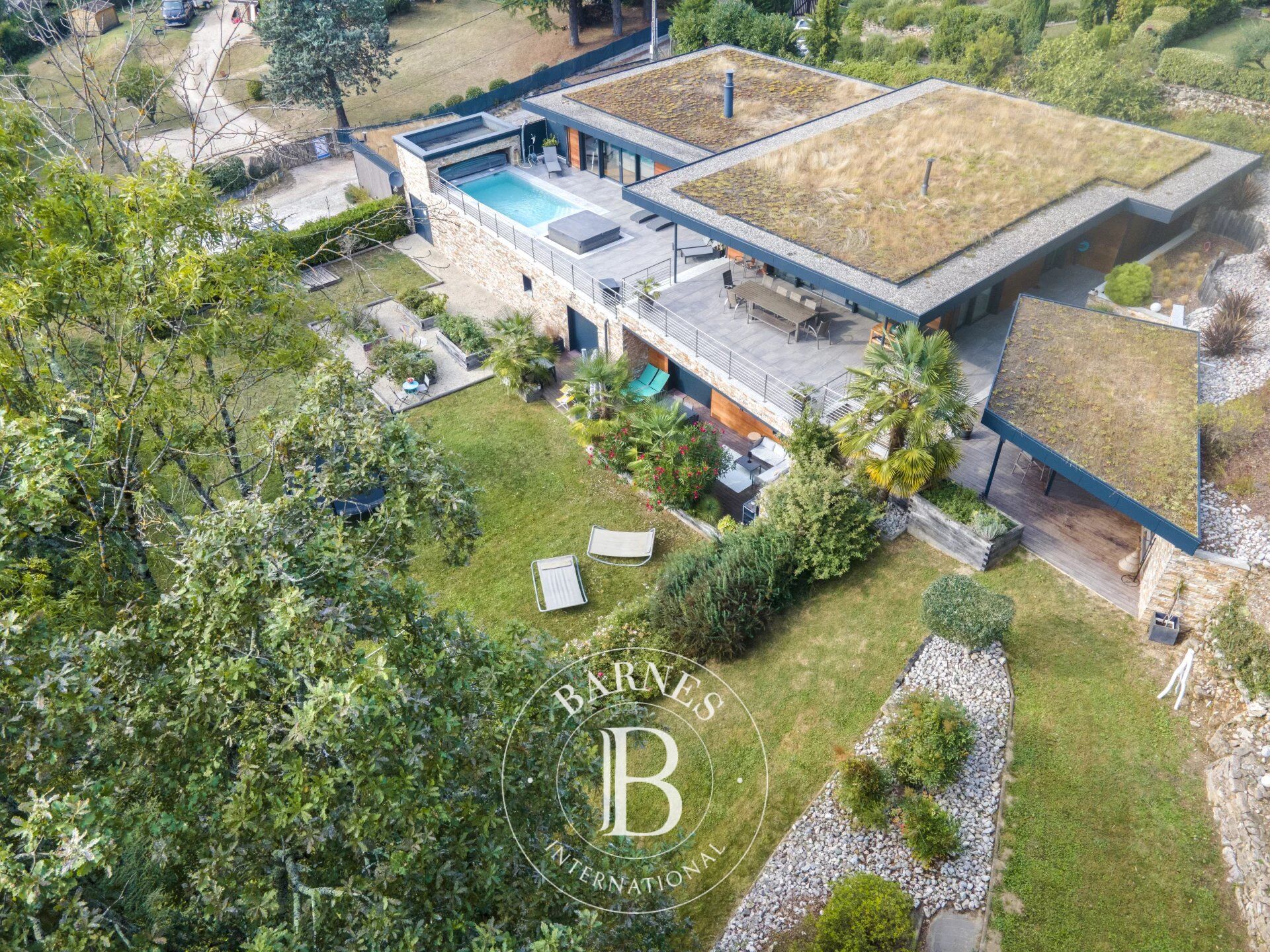 BARNES Aix-les-Bains – CHINDRIEUX – VILLA ULTRA CONTEMPORAINE – VUE LAC – PRESTATIONS D’EXCEPTION - picture 3