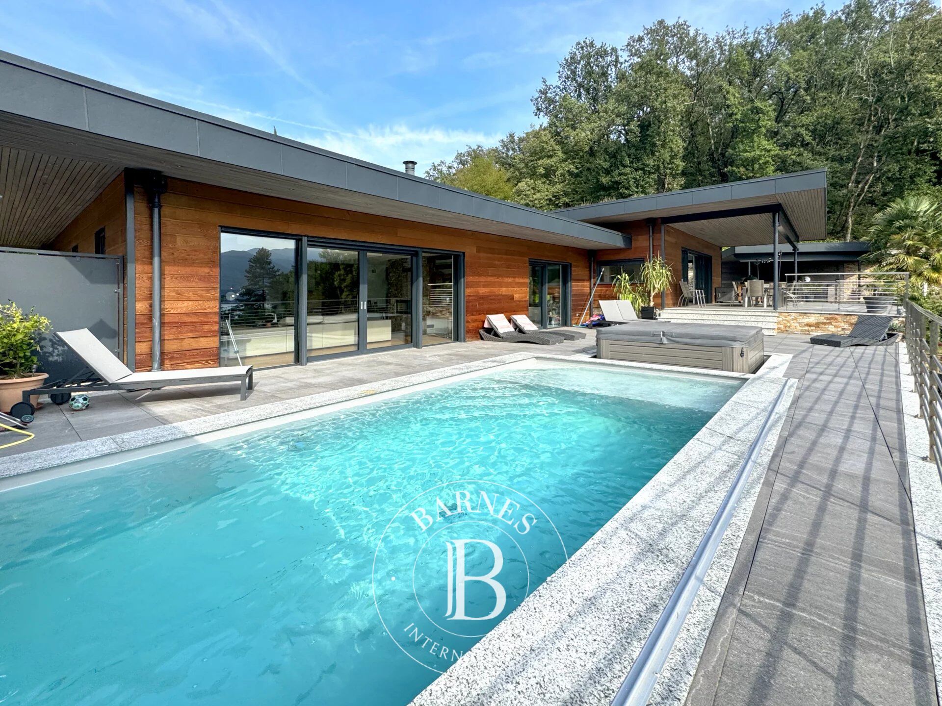 BARNES Aix-les-Bains – CHINDRIEUX – VILLA ULTRA CONTEMPORAINE – VUE LAC – PRESTATIONS D’EXCEPTION - picture 1