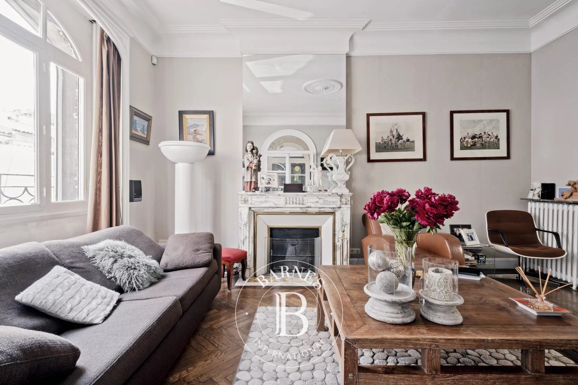 Bordeaux Saint-Seurin – Stone House of 221 m² – 80 m² Terrace – Cellar – Parking - picture 3