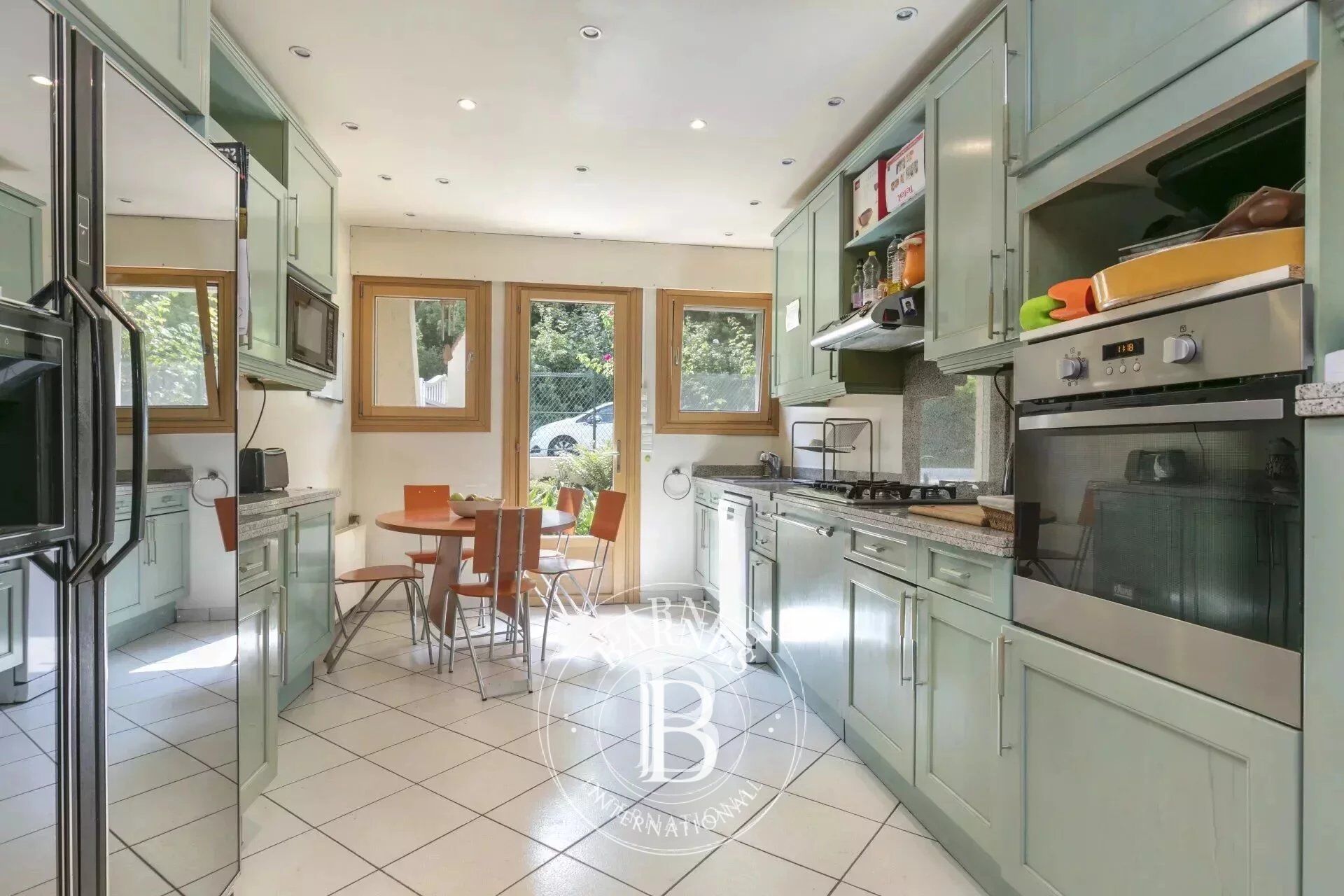 Maison de 8 chambres LE PECQ - ST GERMAIN EN LAYE - picture 2