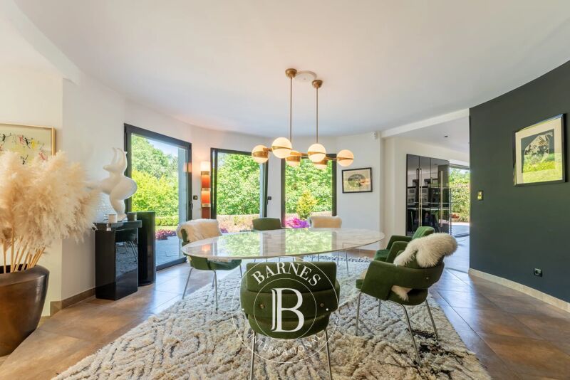 BIHOREL LE CHAPITRE Villa Contemporaine dans un parc exceptionnel d'1,4 ha