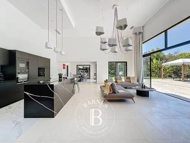 Villa Roquefort-les-Pins - picture 5