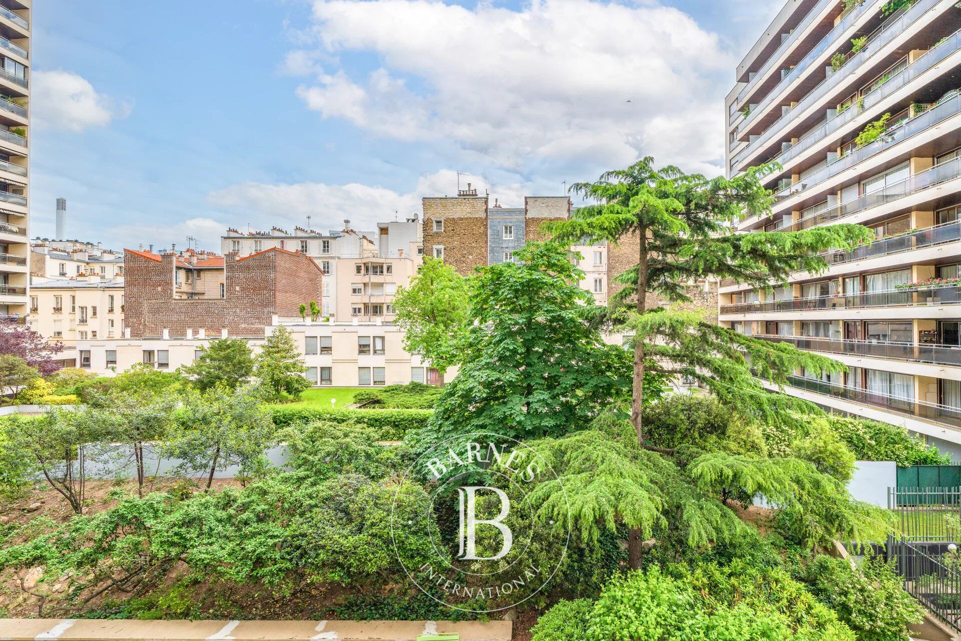 EXCLUSIVITE - PARIS 15 - SQUARE VIOLET - 3 CHAMBRES - BALCON - picture 1