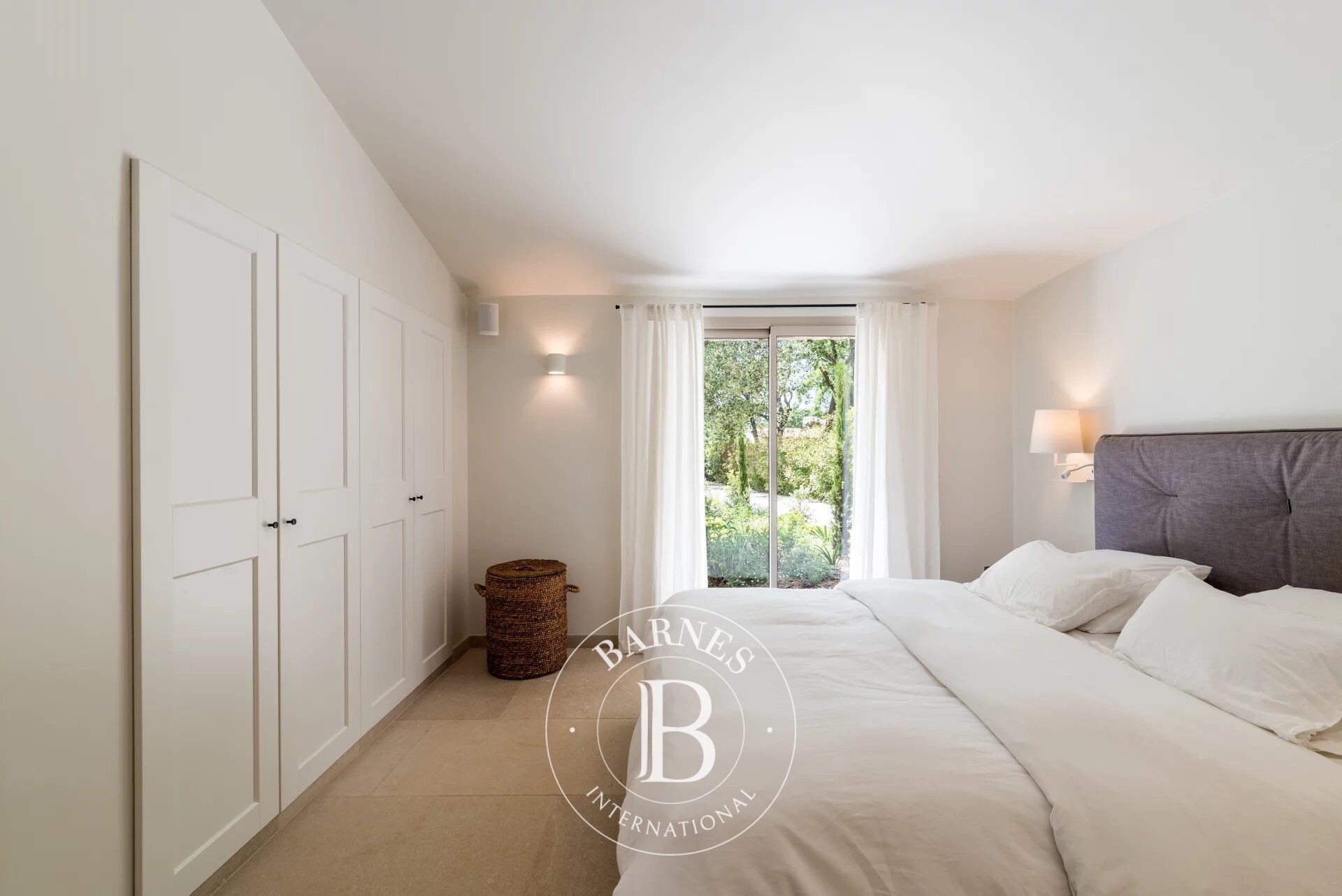 Villa Roquefort-les-Pins - picture 13