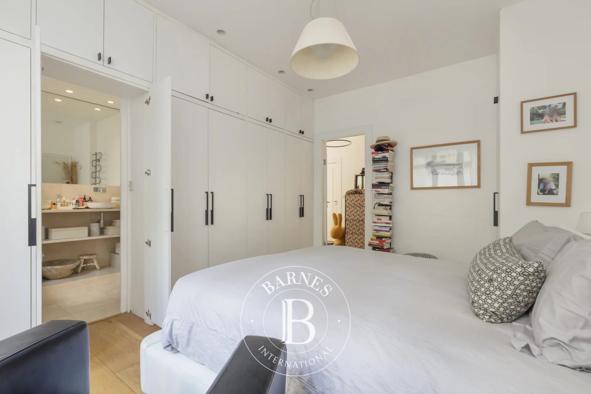 For Sale Apartment | Paris 8ème - picture 8