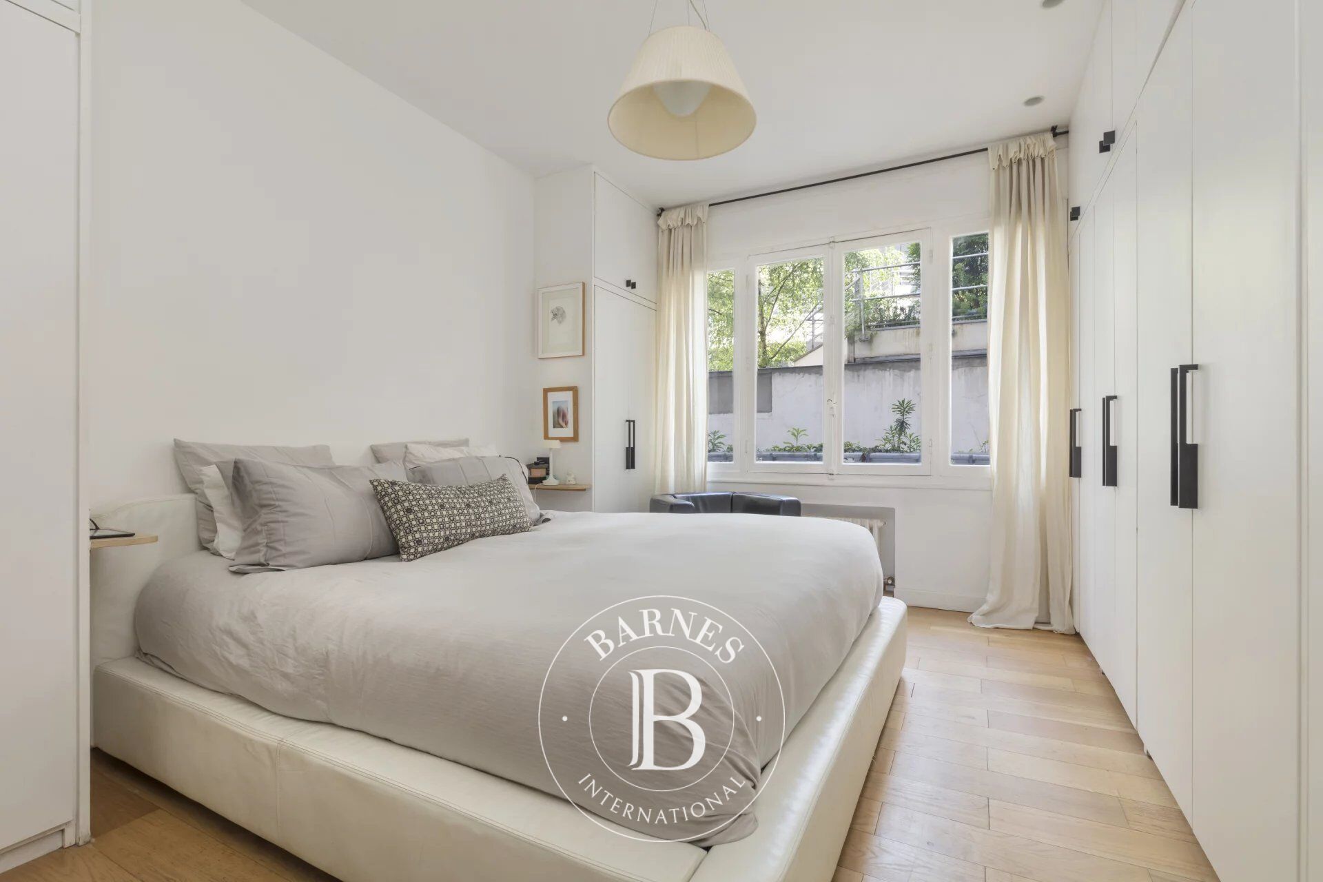 For Sale Apartment | Paris 8ème - picture 7