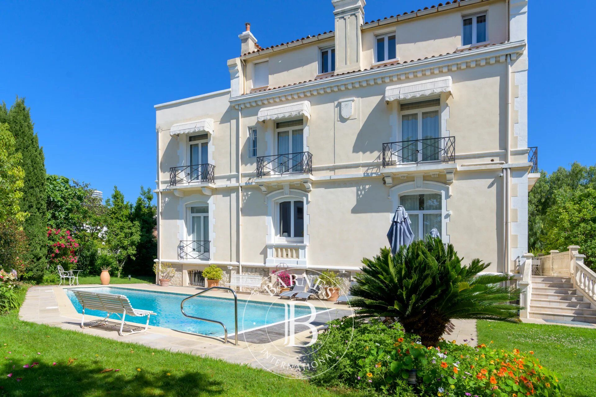 Casa Marseille 8ème - picture 1